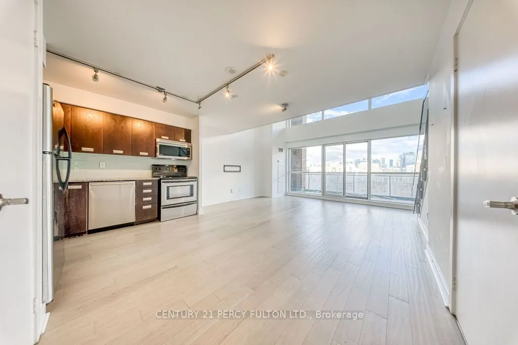 80 Western Battery Road, #411