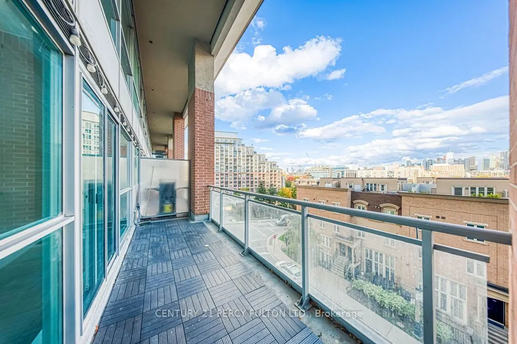 80 Western Battery Road, #411