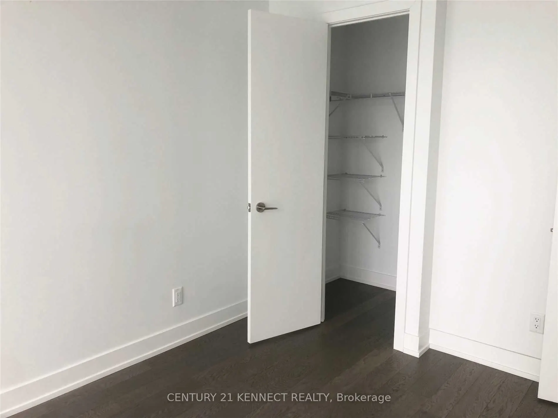 7 Grenville Street, #2413