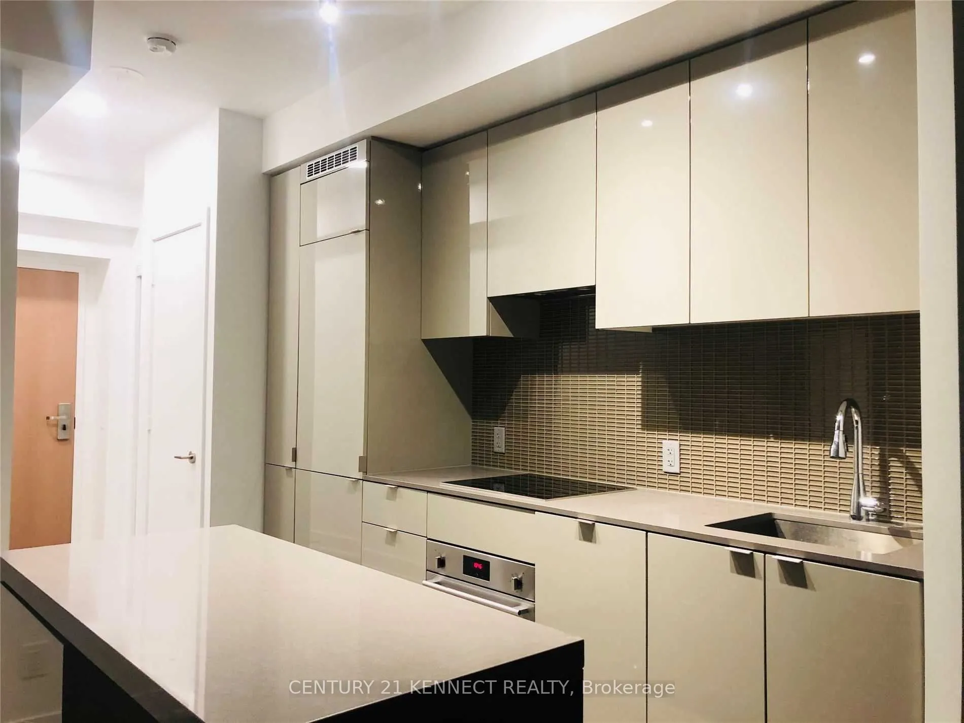 7 Grenville Street, #2413