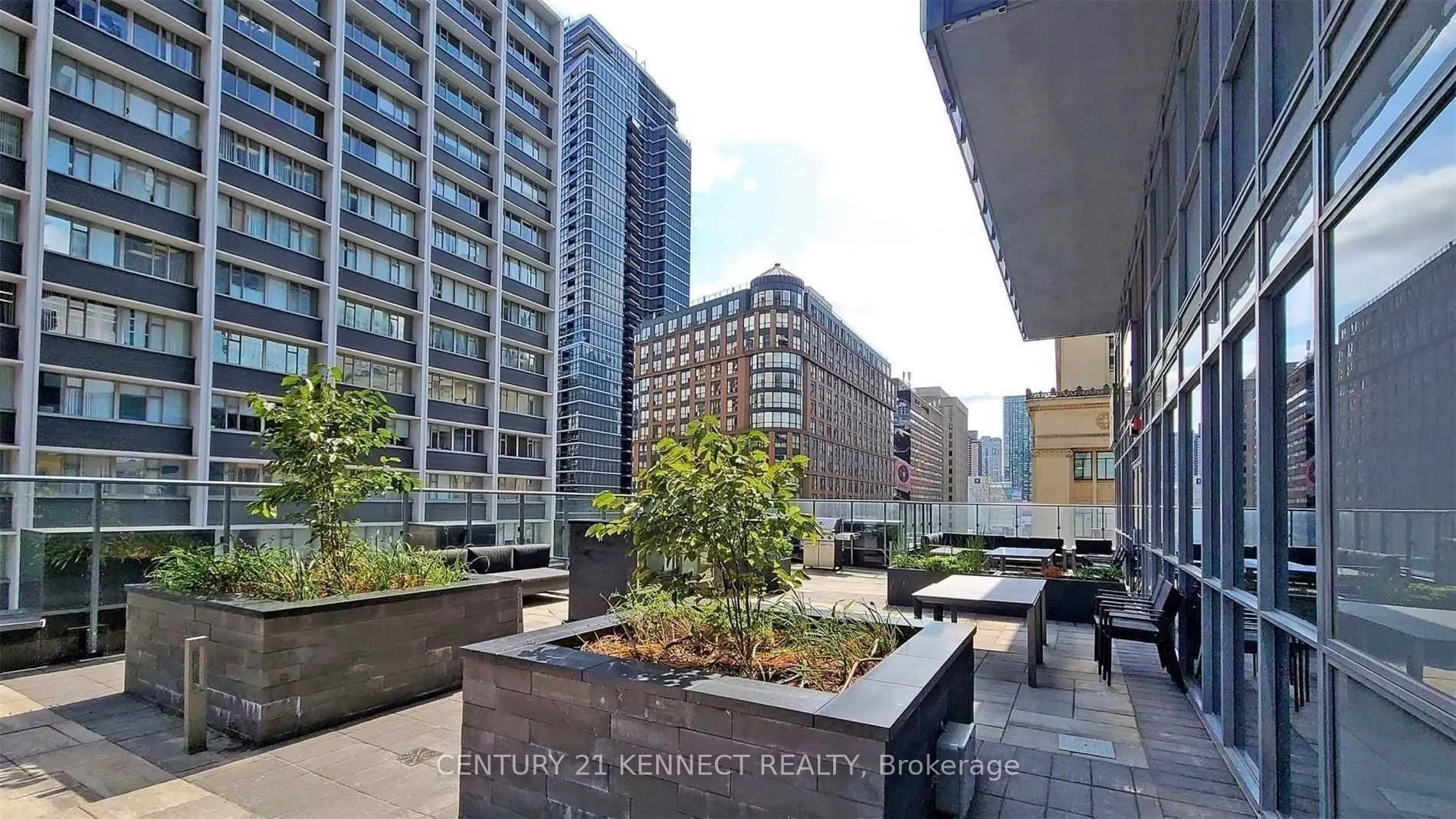 7 Grenville Street, #2413