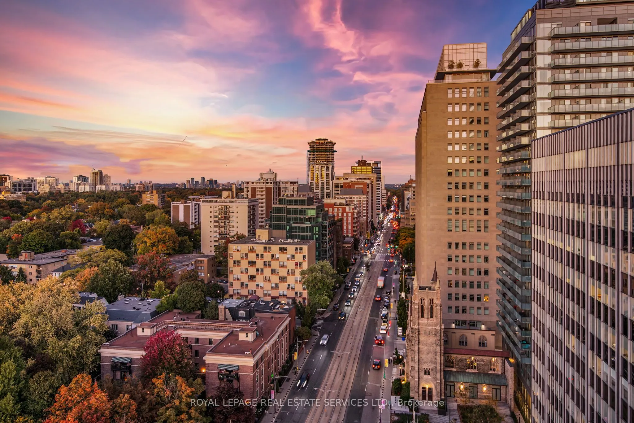 155 St Clair Avenue W, #1701