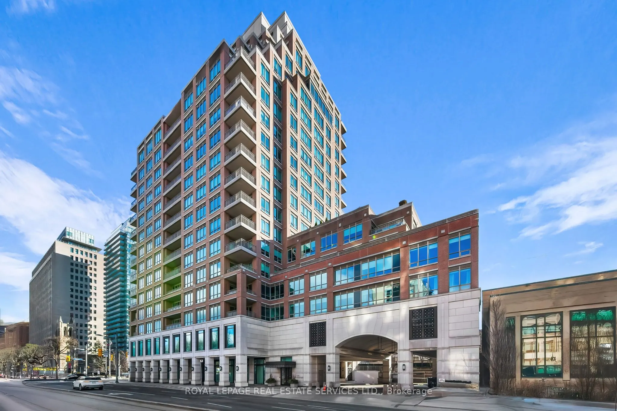 155 St Clair Avenue W, #1701