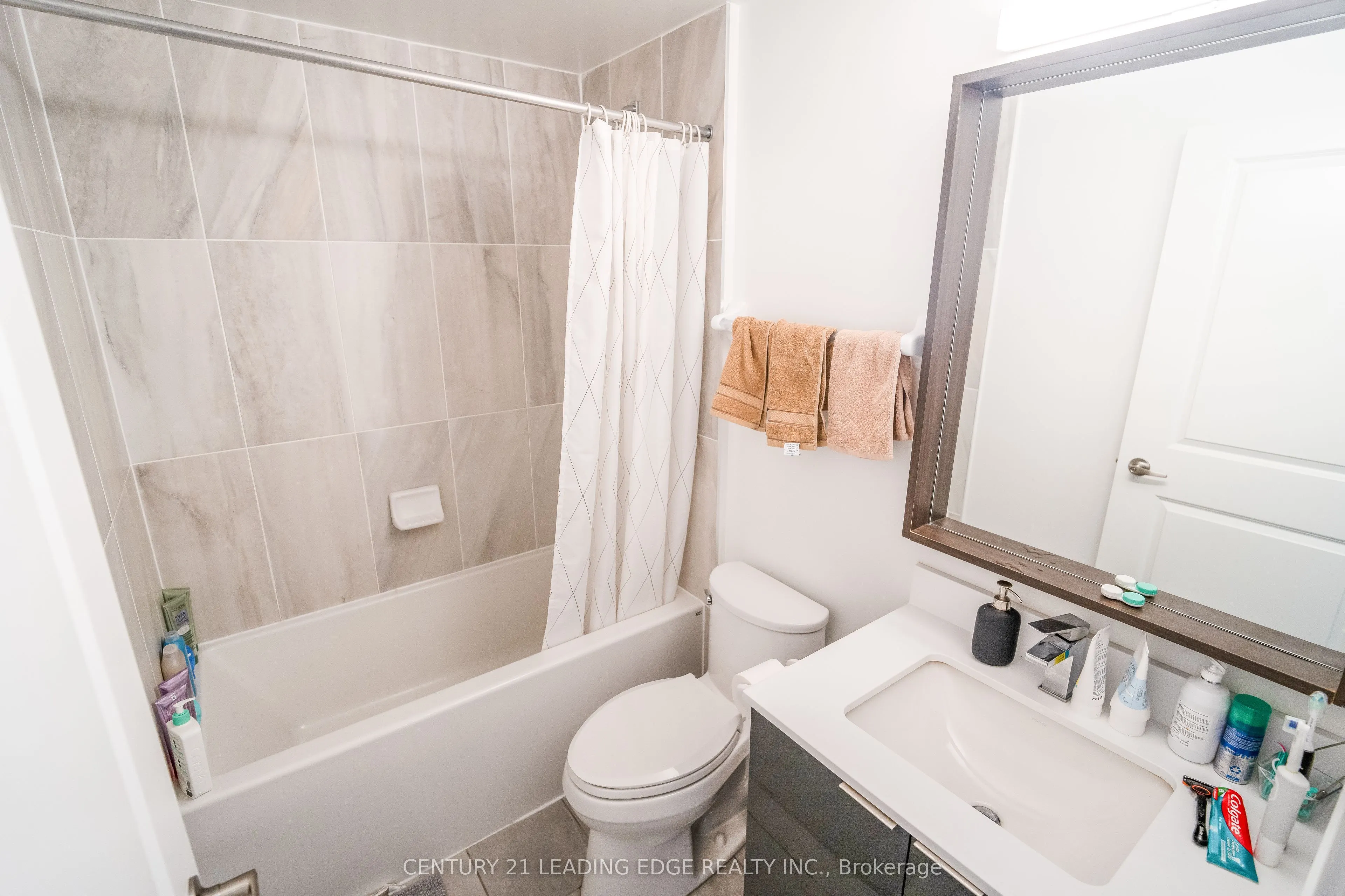 543 RICHMOND Street W, #712
