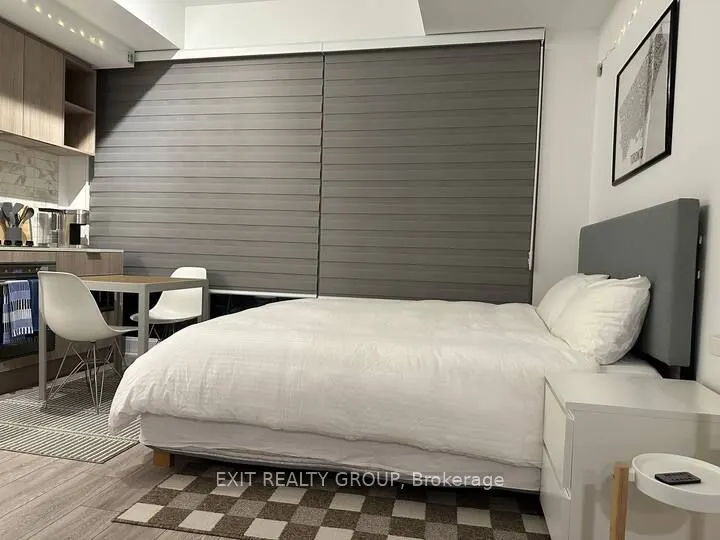 2020 Bathurst Street, #711