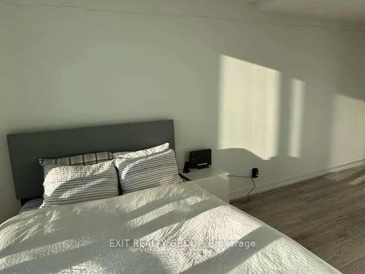 2020 Bathurst Street, #711