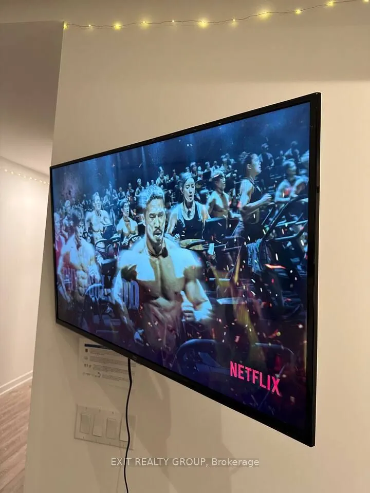 2020 Bathurst Street, #711