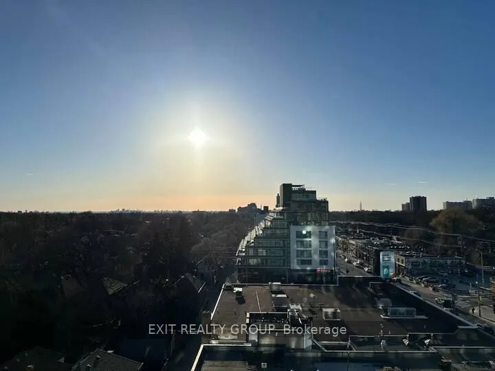 2020 Bathurst Street, #711