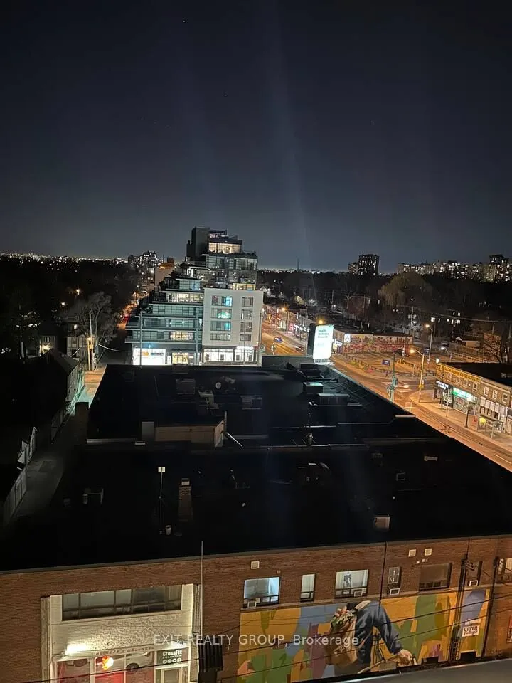 2020 Bathurst Street, #711