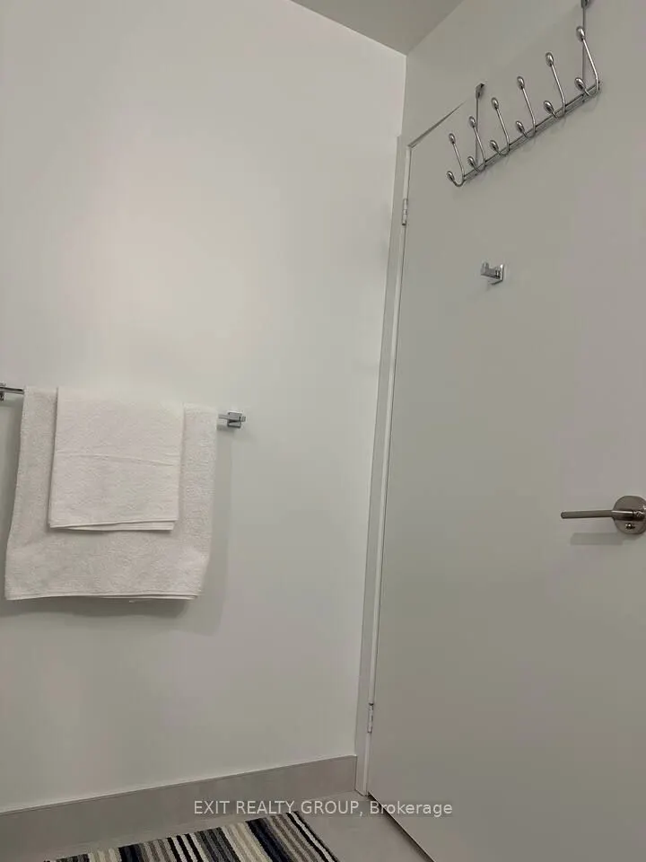 2020 Bathurst Street, #711