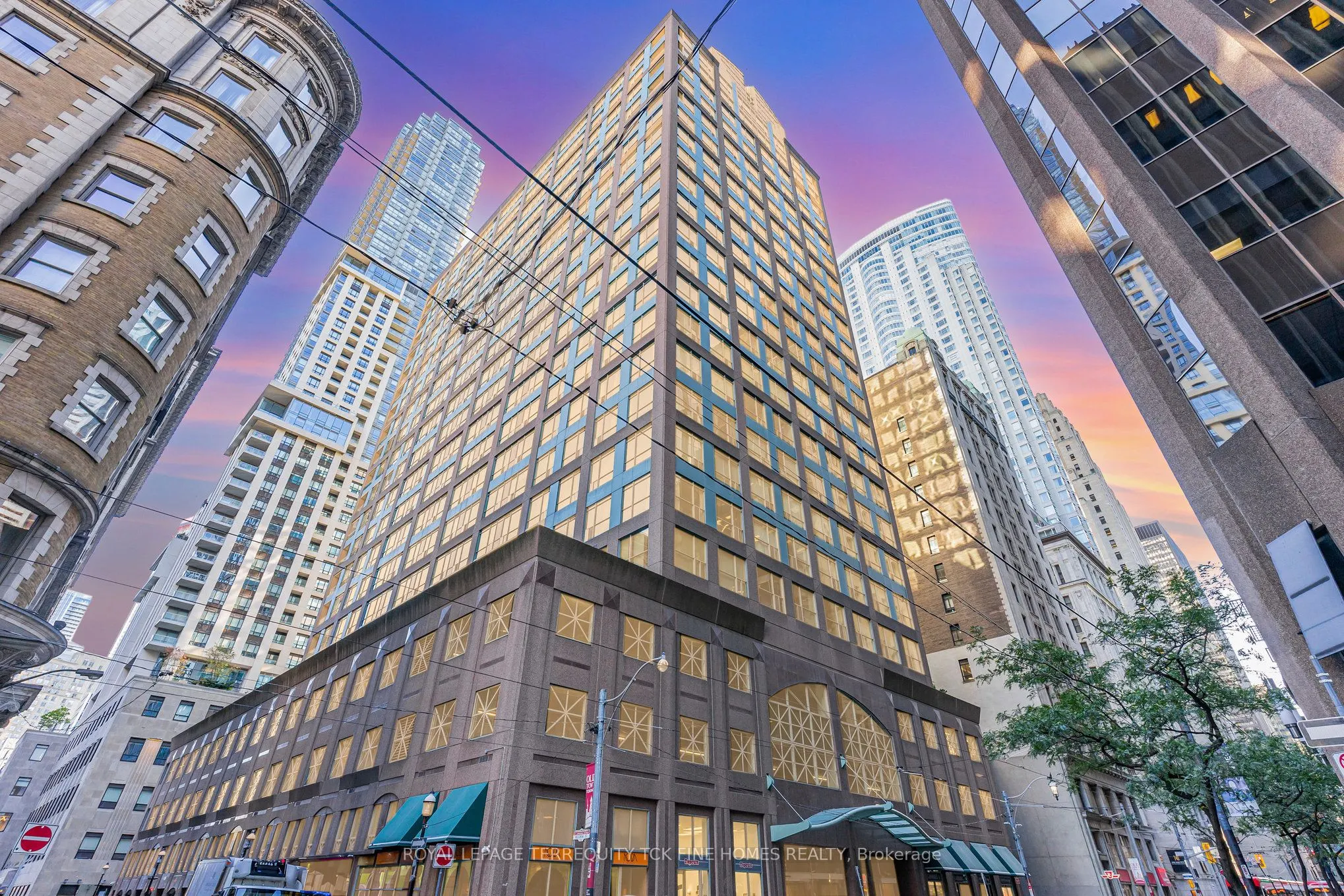 7 King Street E, #2105