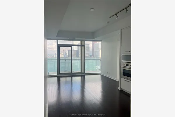 14 York Street, #4910