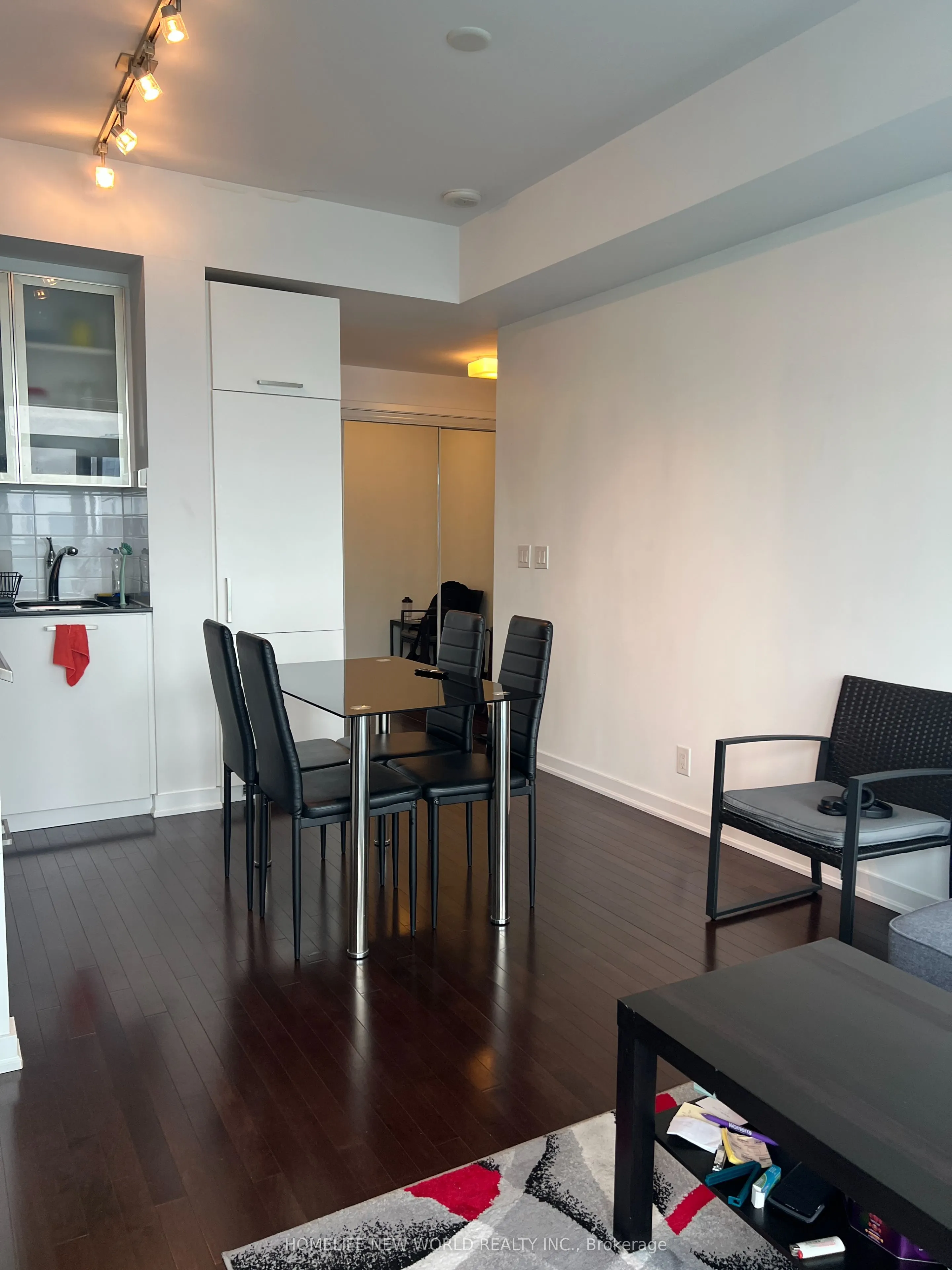 14 York Street, #4910