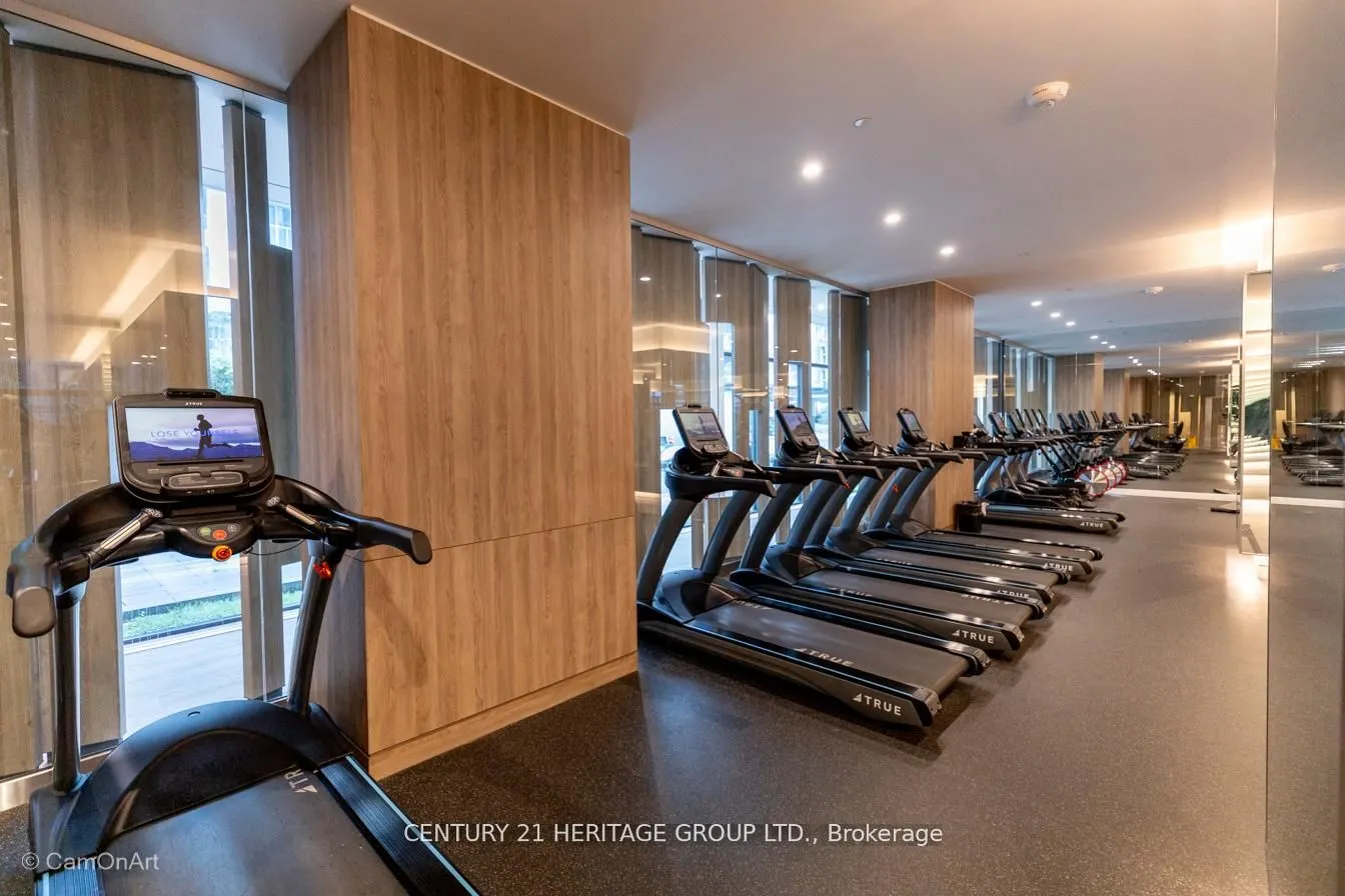 27 Bathurst Street, #1001