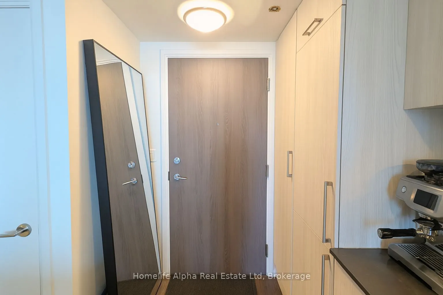 576 Front Street W, #704