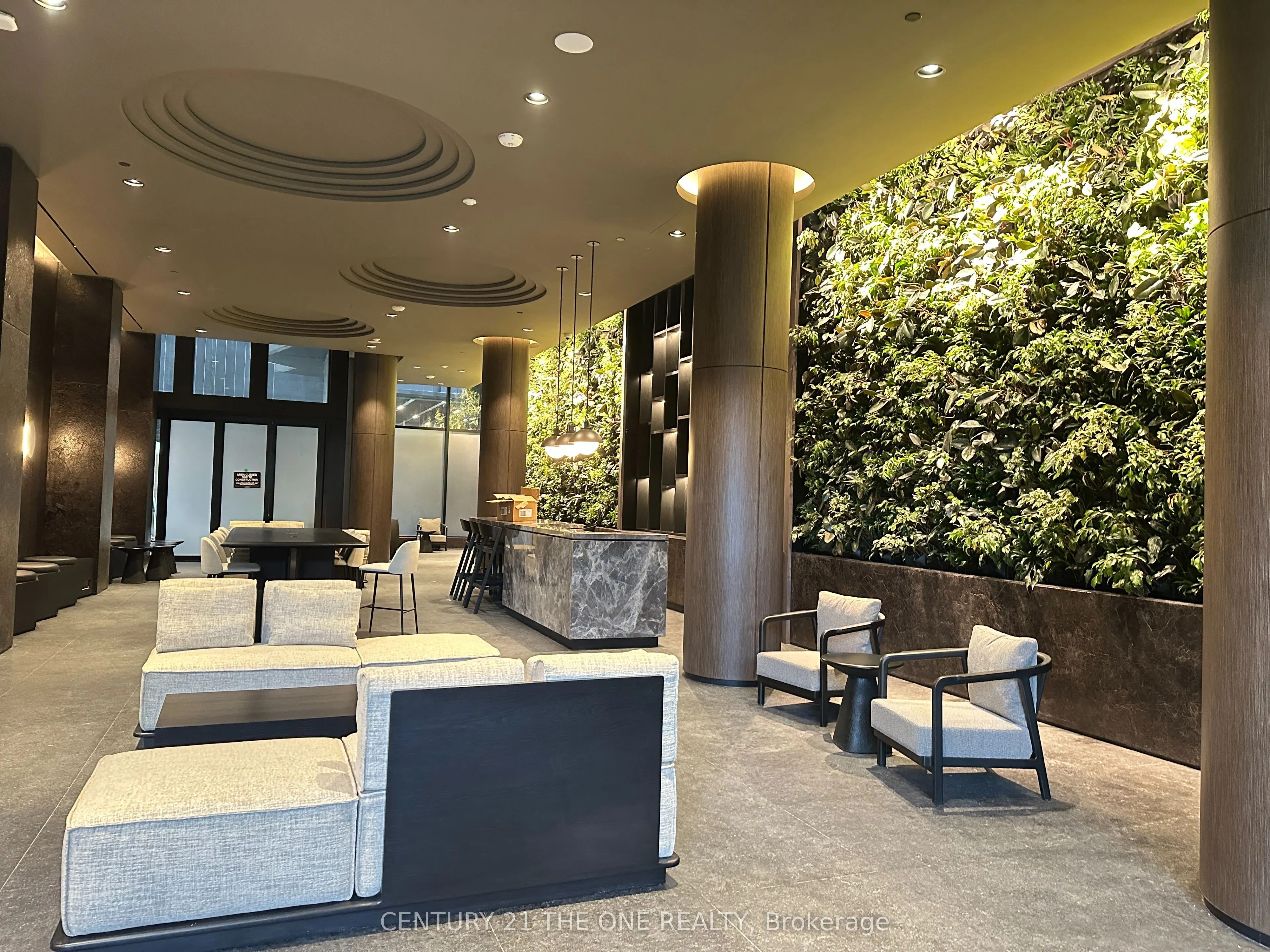 120 Broadway Avenue, #607