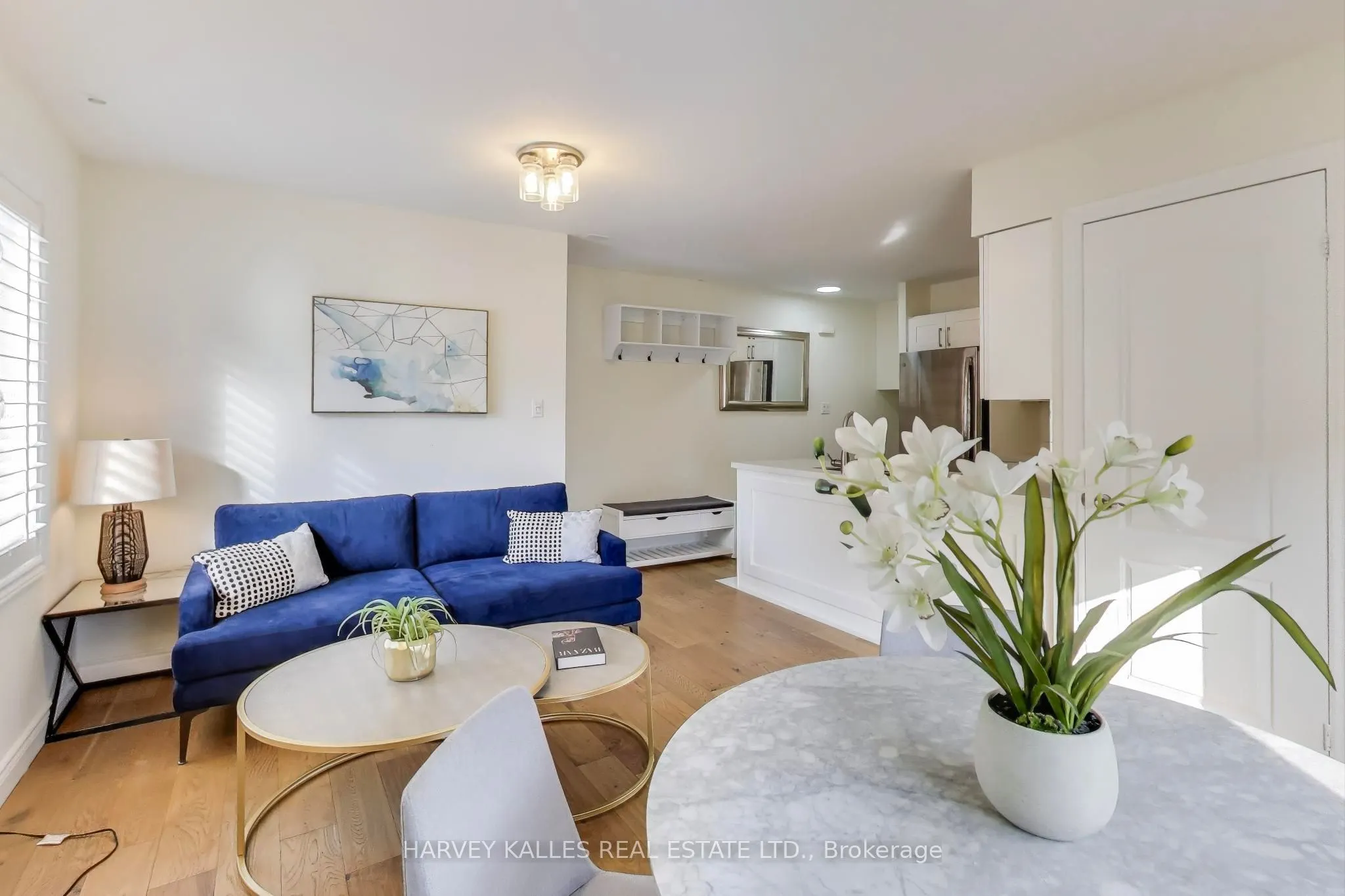 12 Sudbury Street, #3404