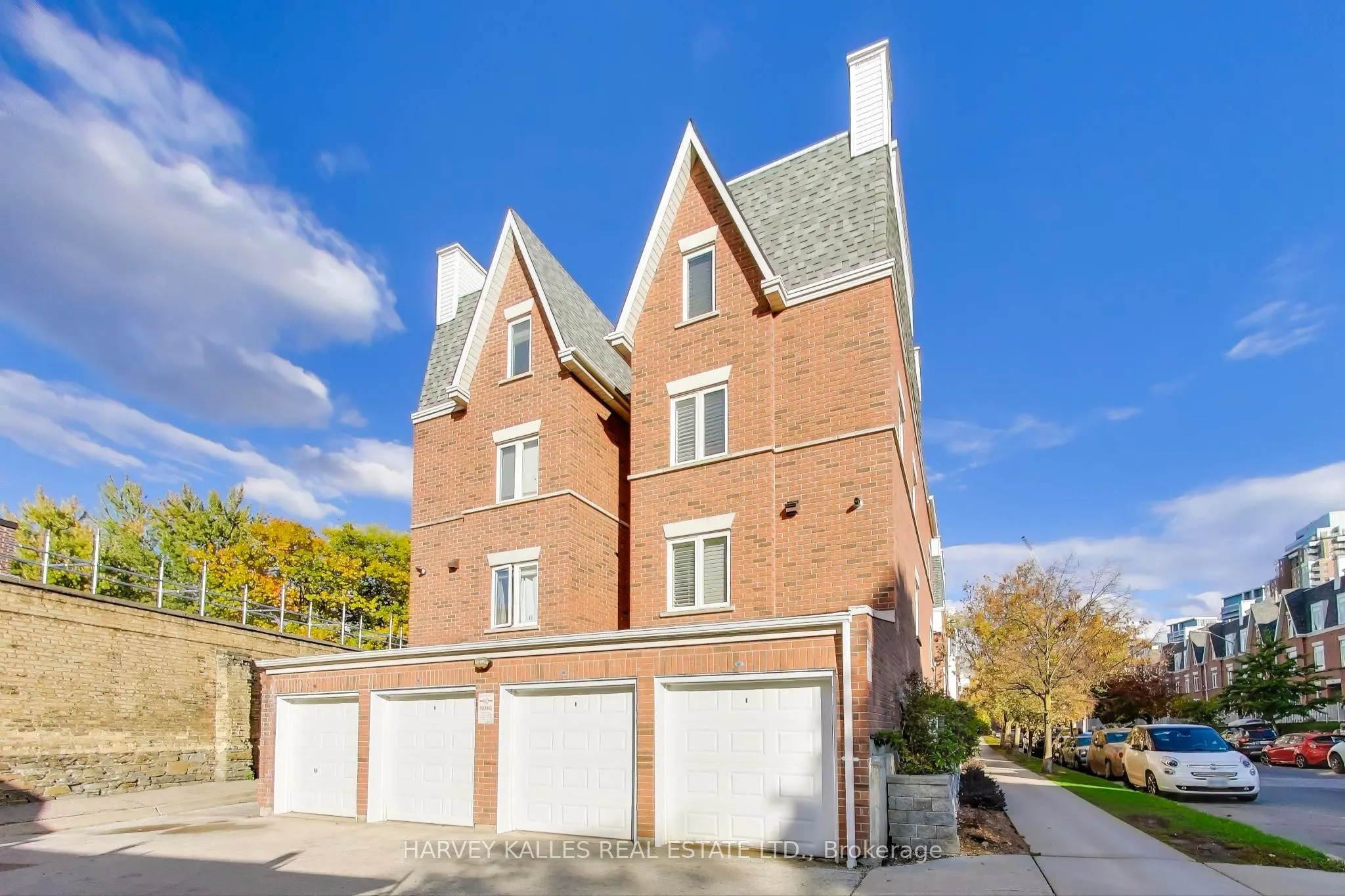 12 Sudbury Street, #3404