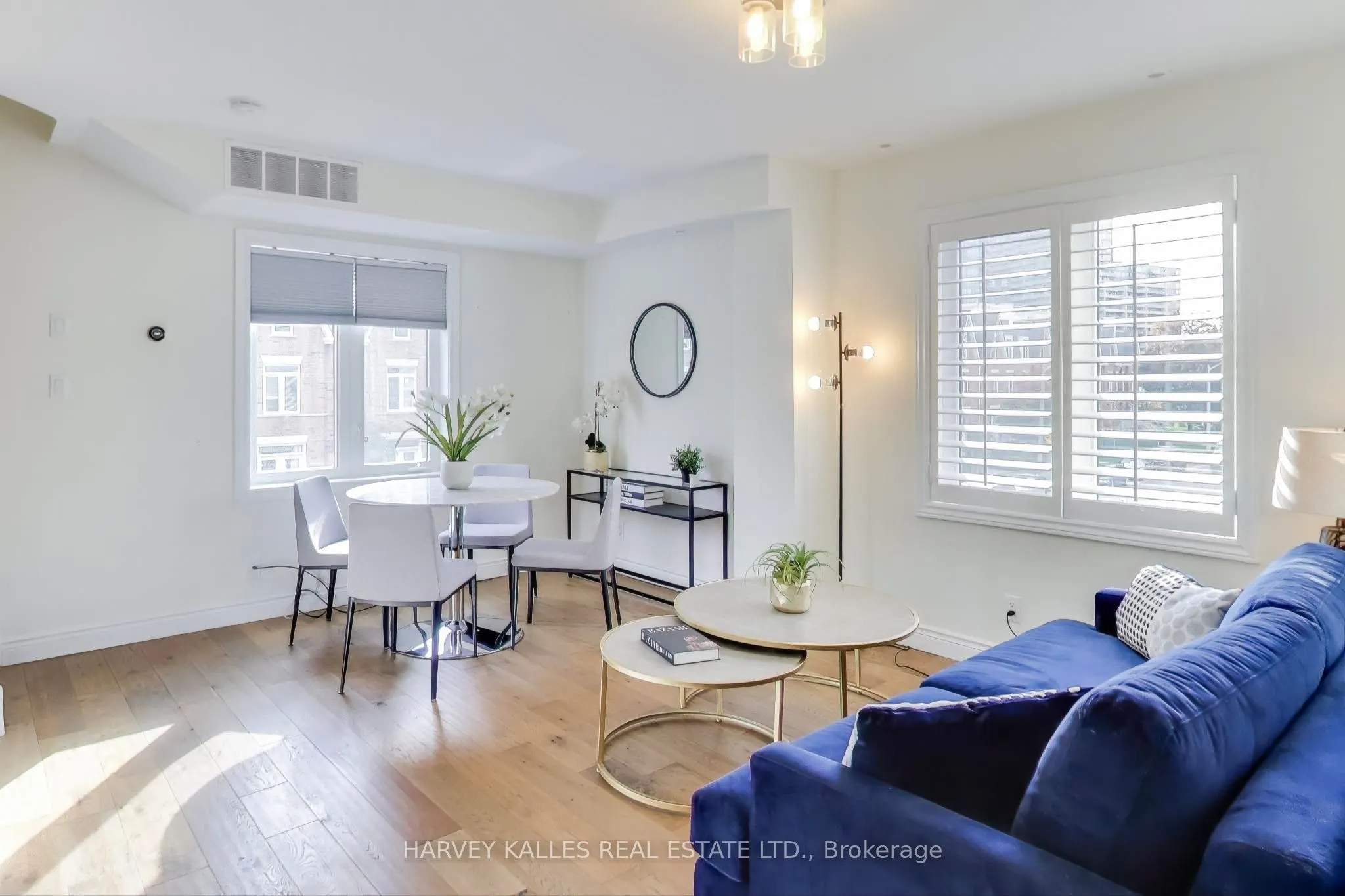 12 Sudbury Street, #3404