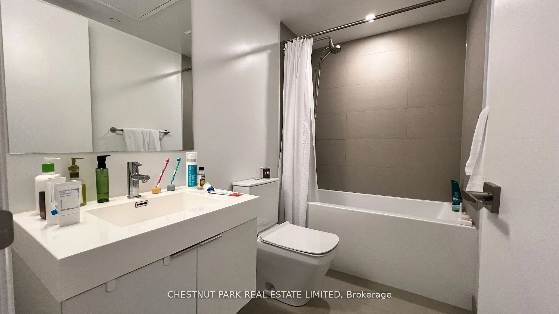 99 Foxbar Road, #1311