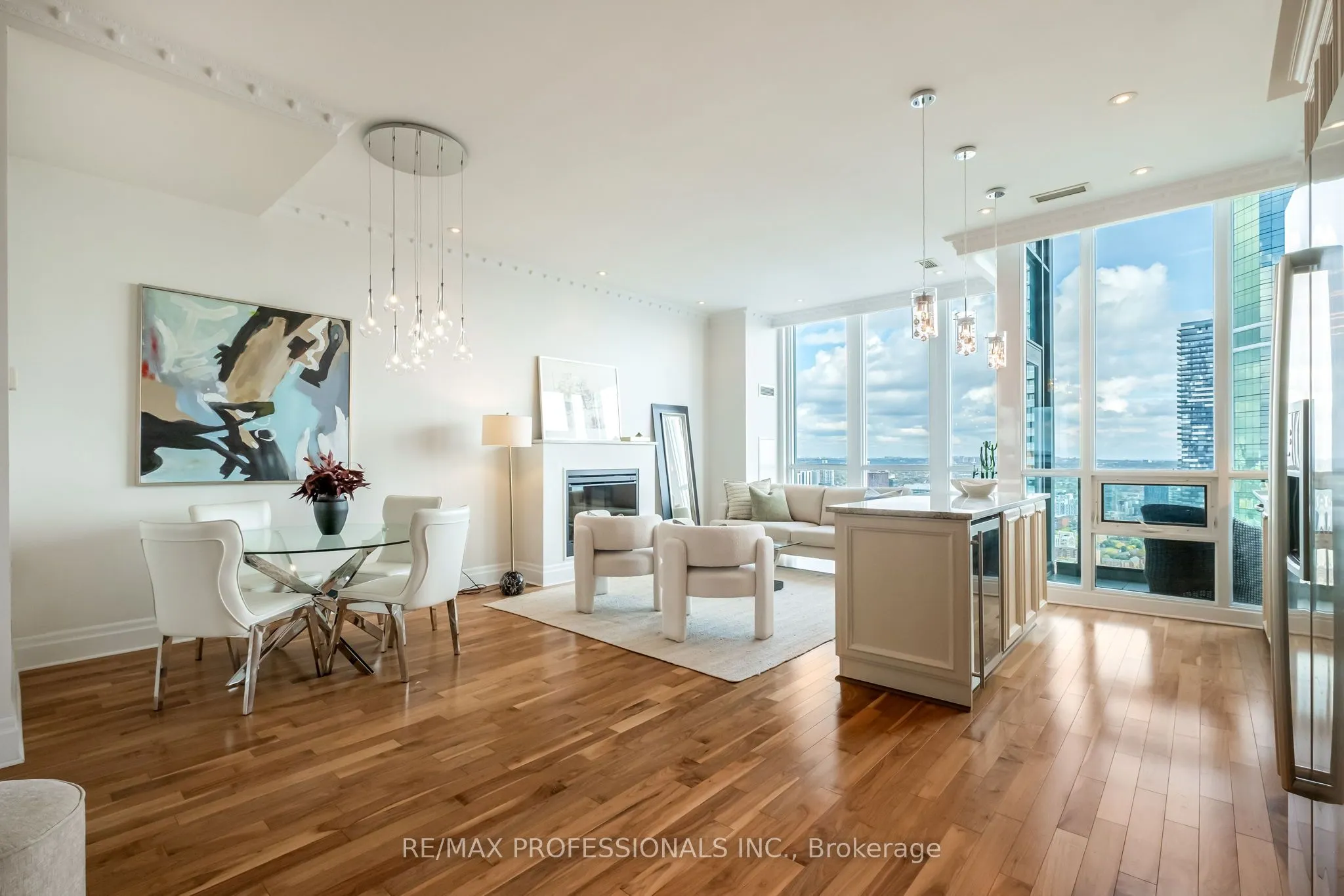 16 Harbour Street, #5304