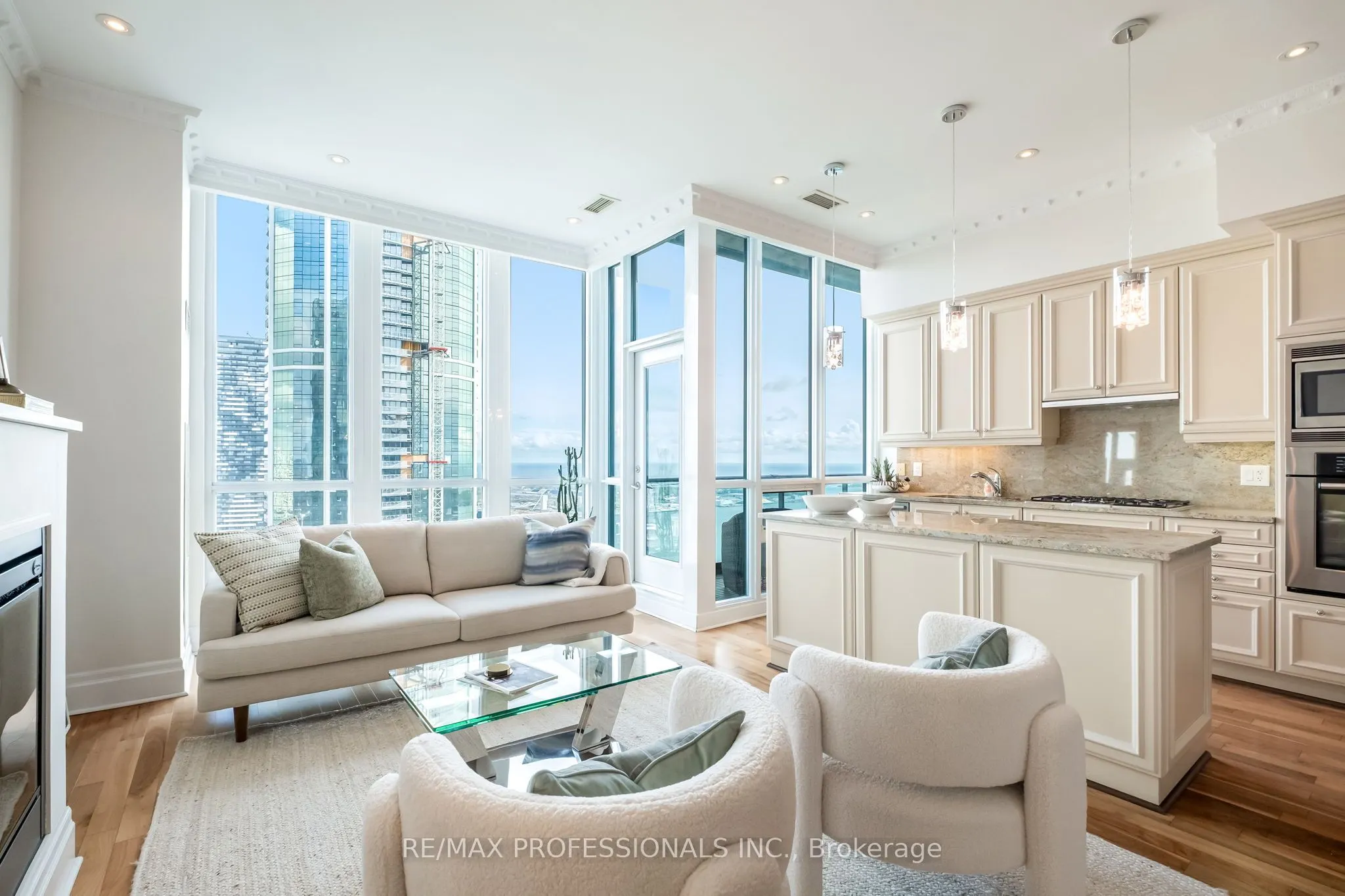 16 Harbour Street, #5304