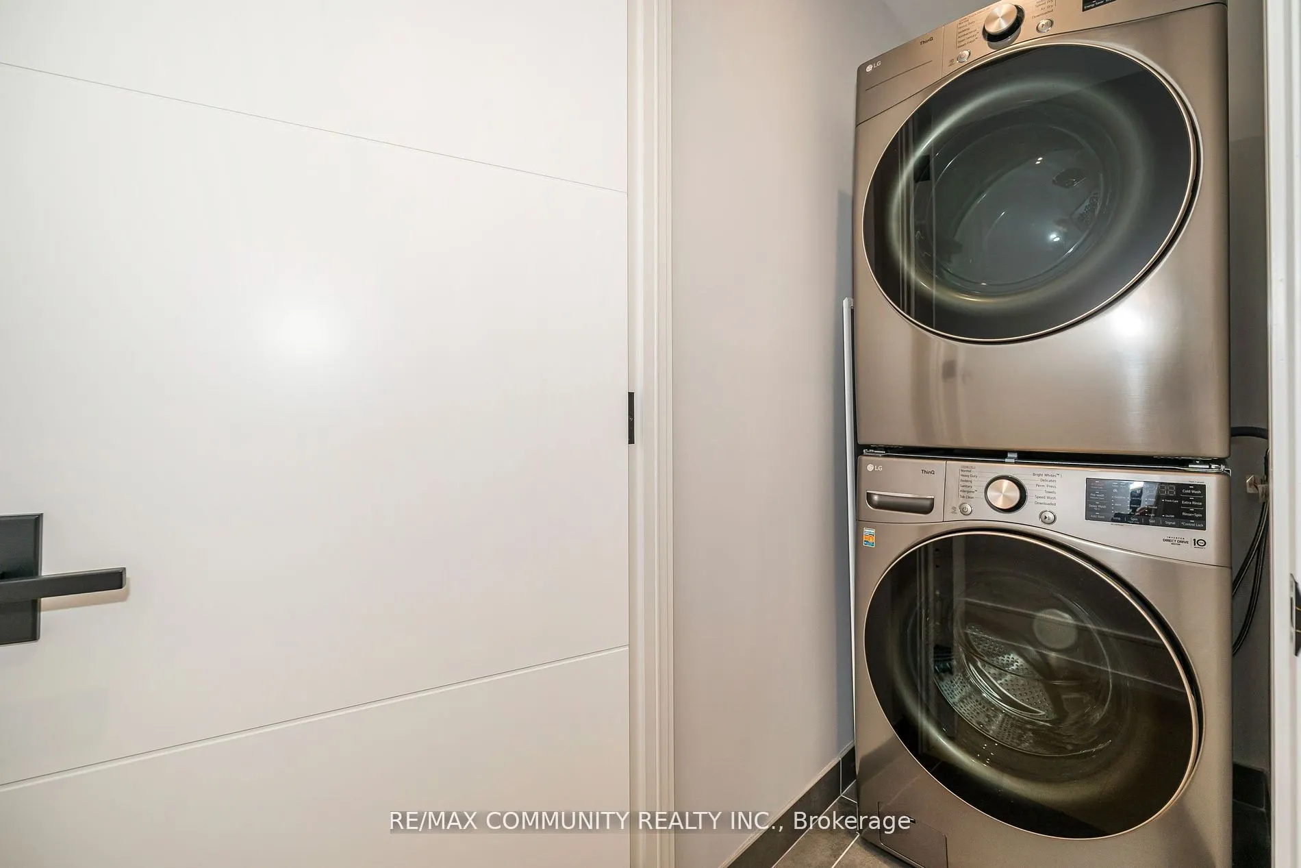 30 Kellythorne Drive