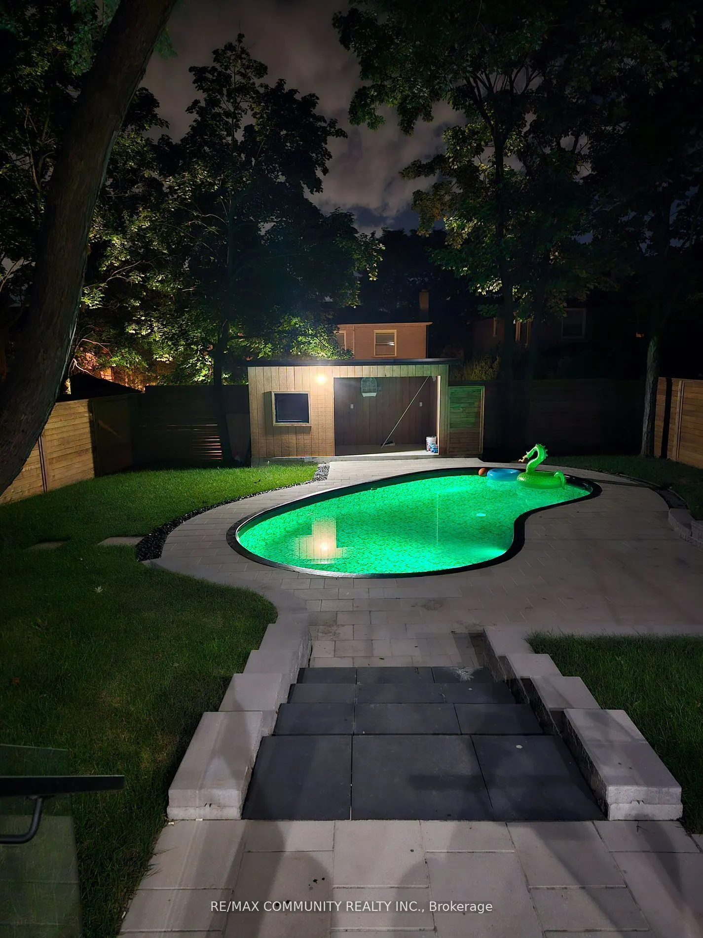 30 Kellythorne Drive