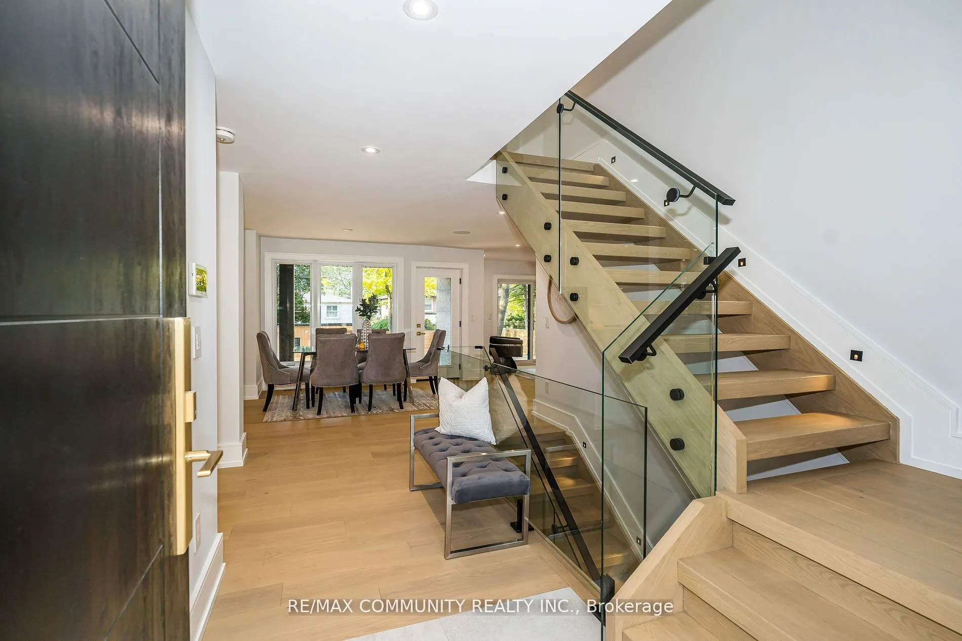 30 Kellythorne Drive