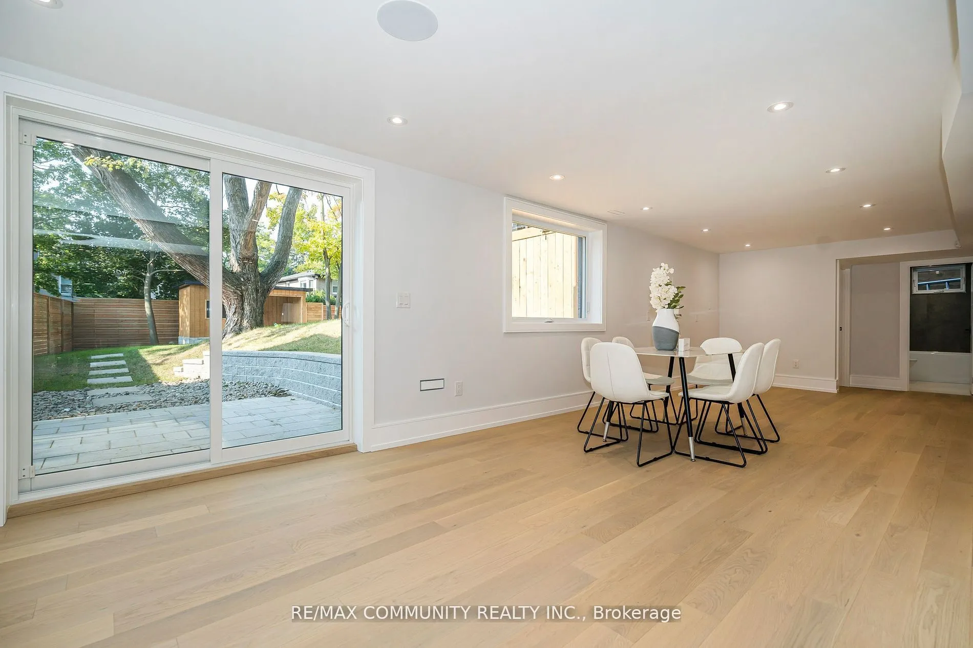 30 Kellythorne Drive