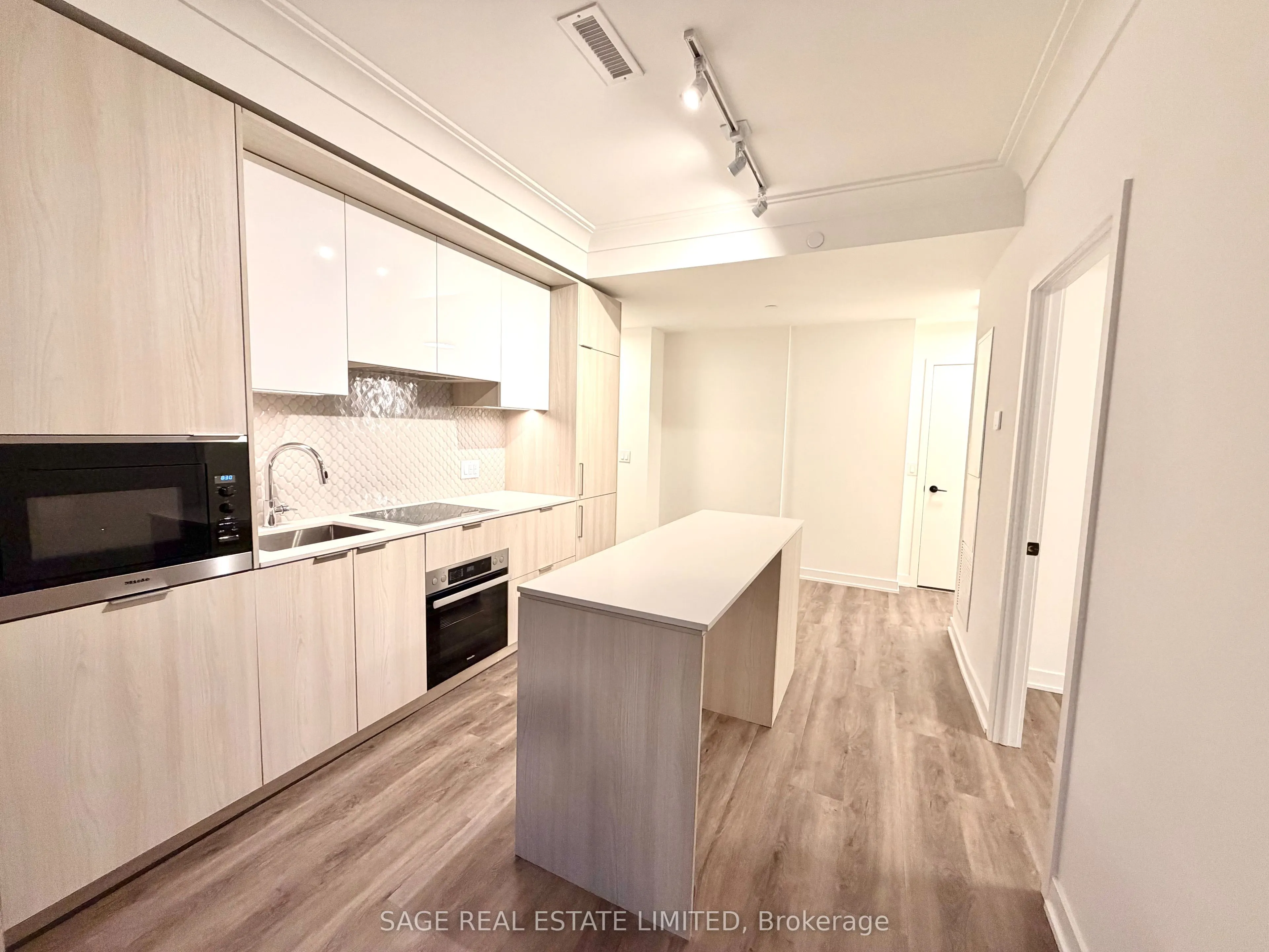 123 Portland Street, #306