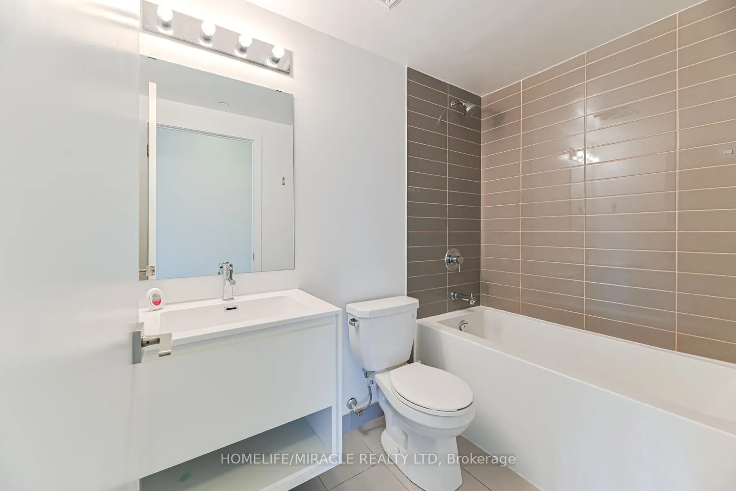 159 Wellesley Street E, #604