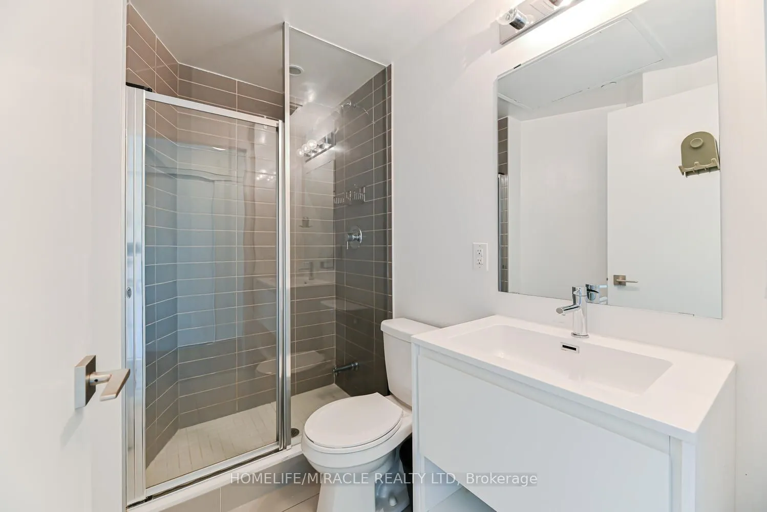 159 Wellesley Street E, #604