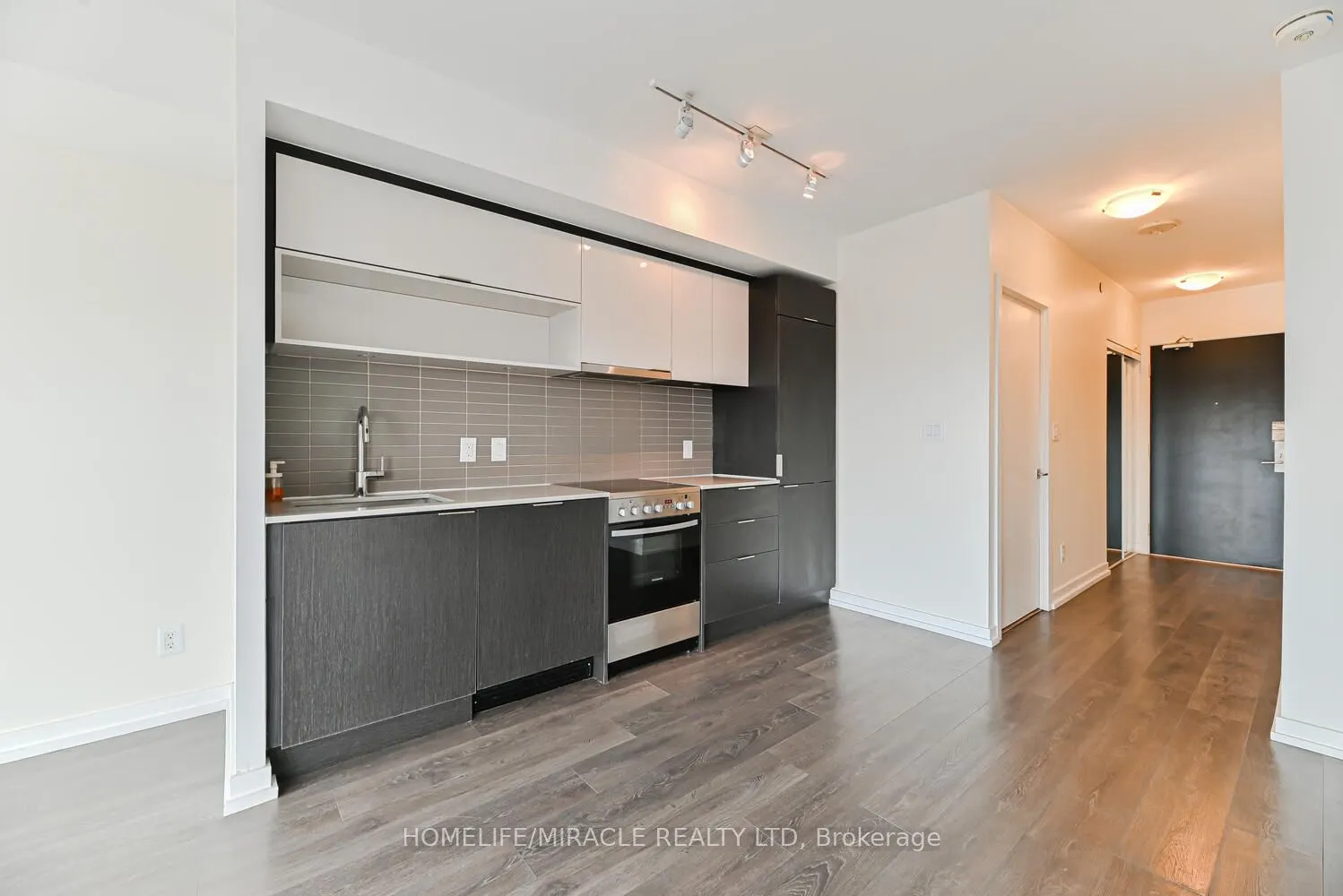 159 Wellesley Street E, #604