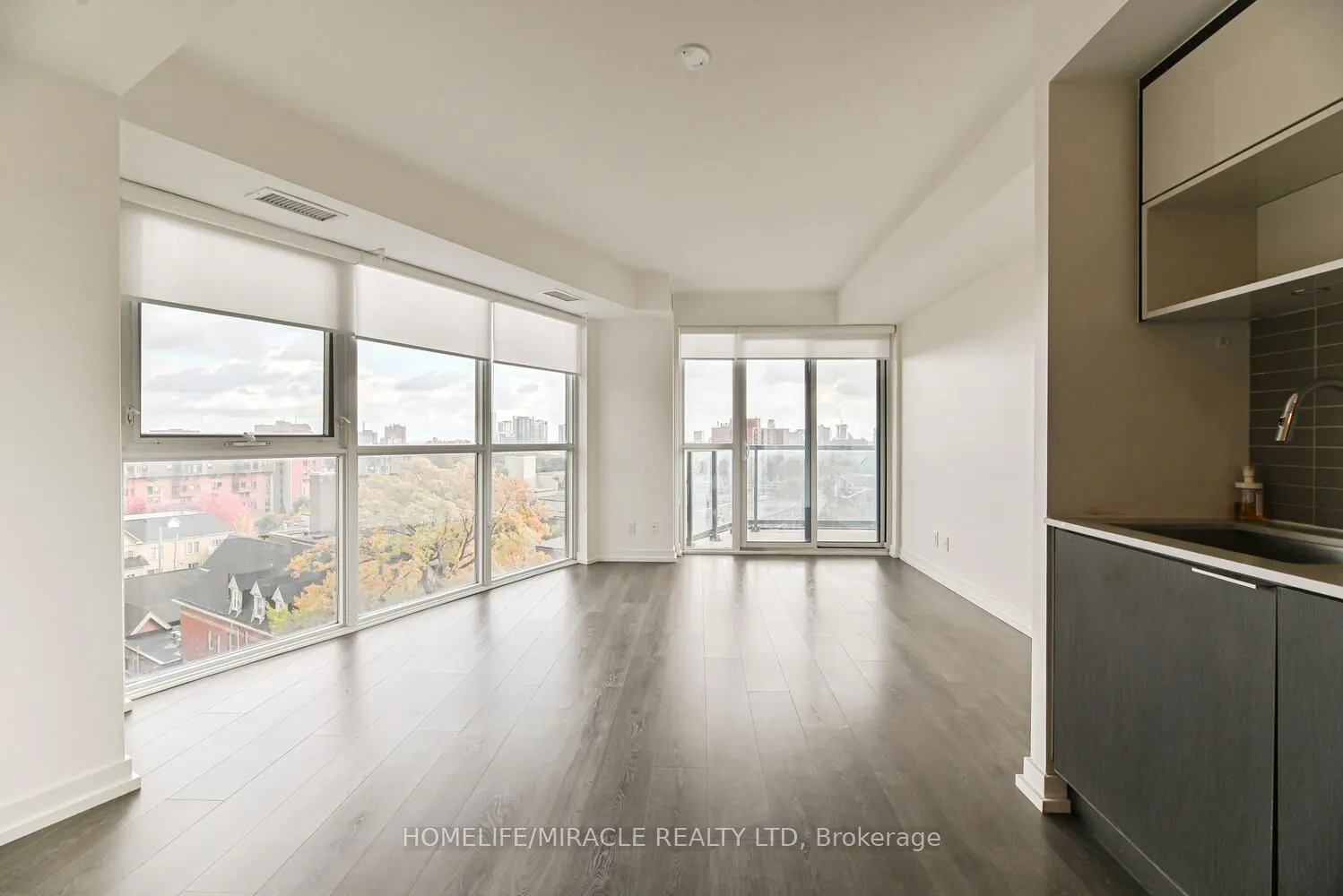 159 Wellesley Street E, #604