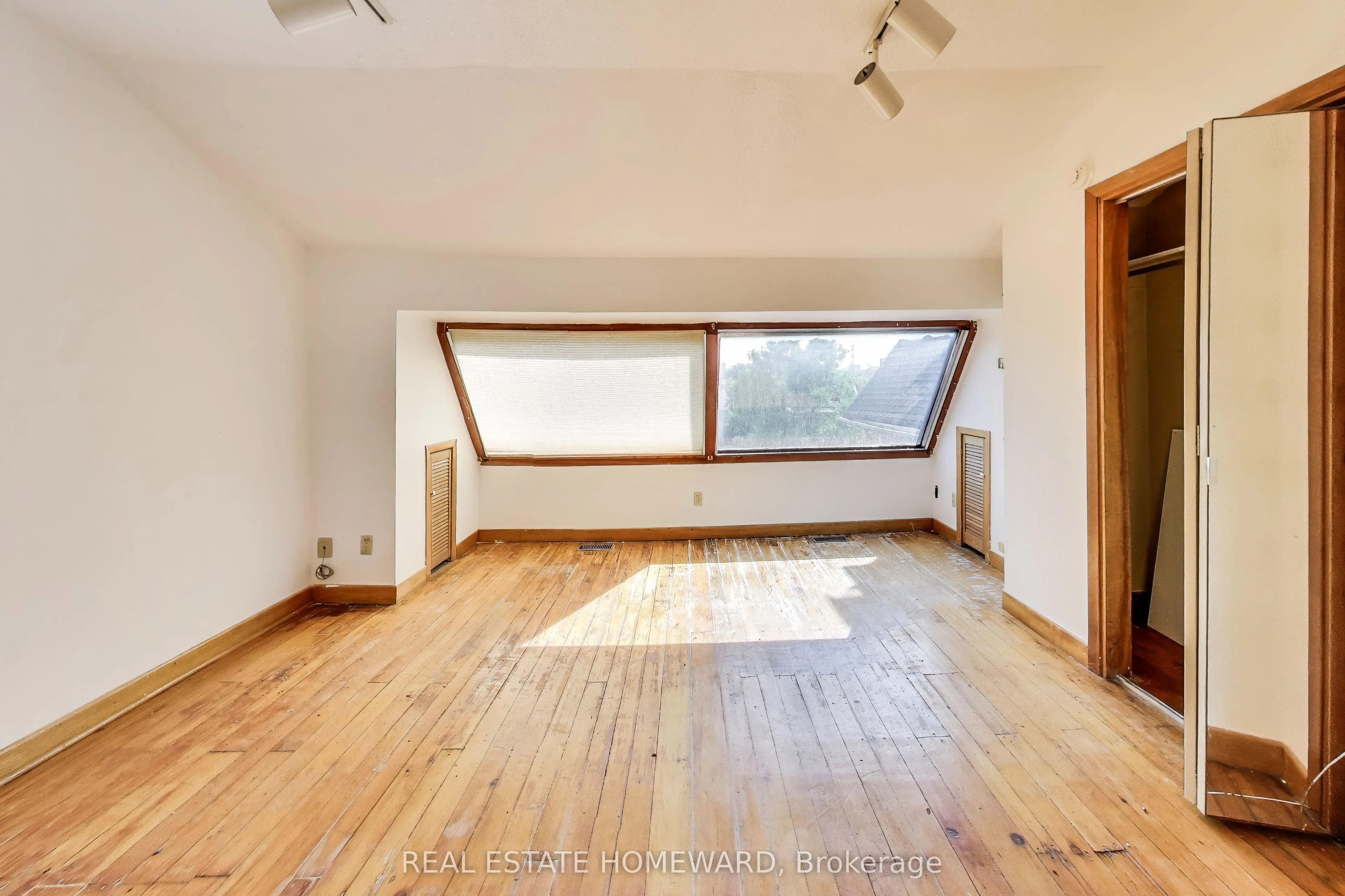 248 Cottingham Street