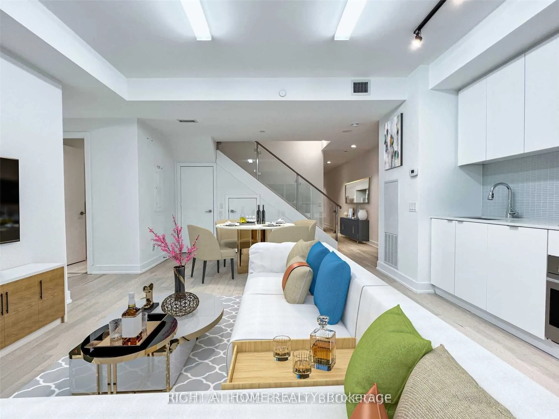 7 Grenville Street, #522&622