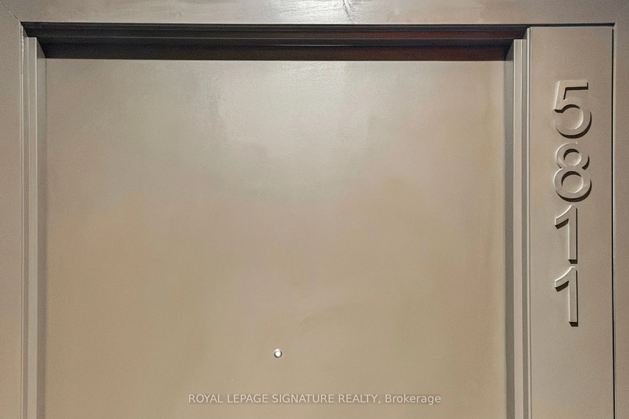 197 Yonge Street, #5811