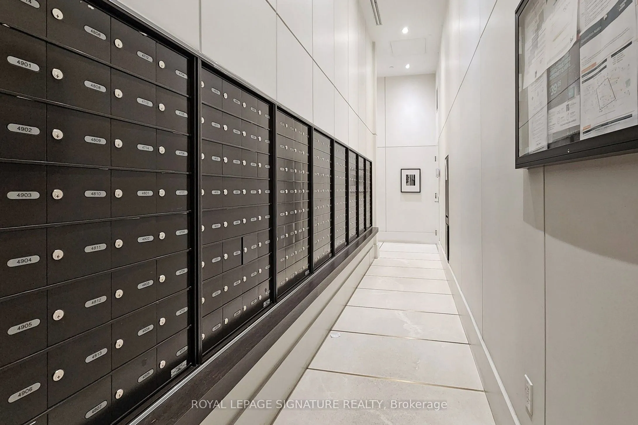 197 Yonge Street, #5811