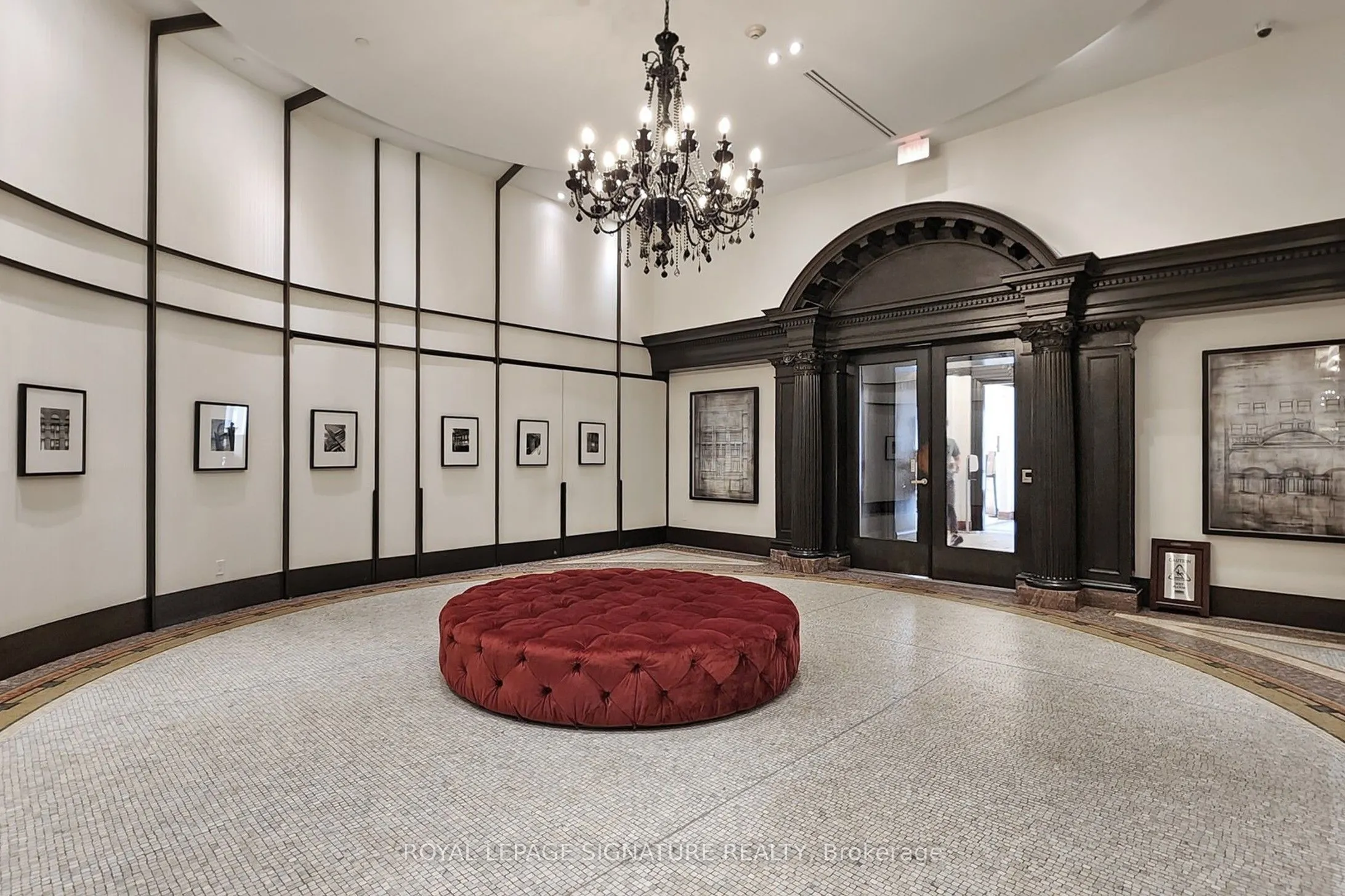 197 Yonge Street, #5811