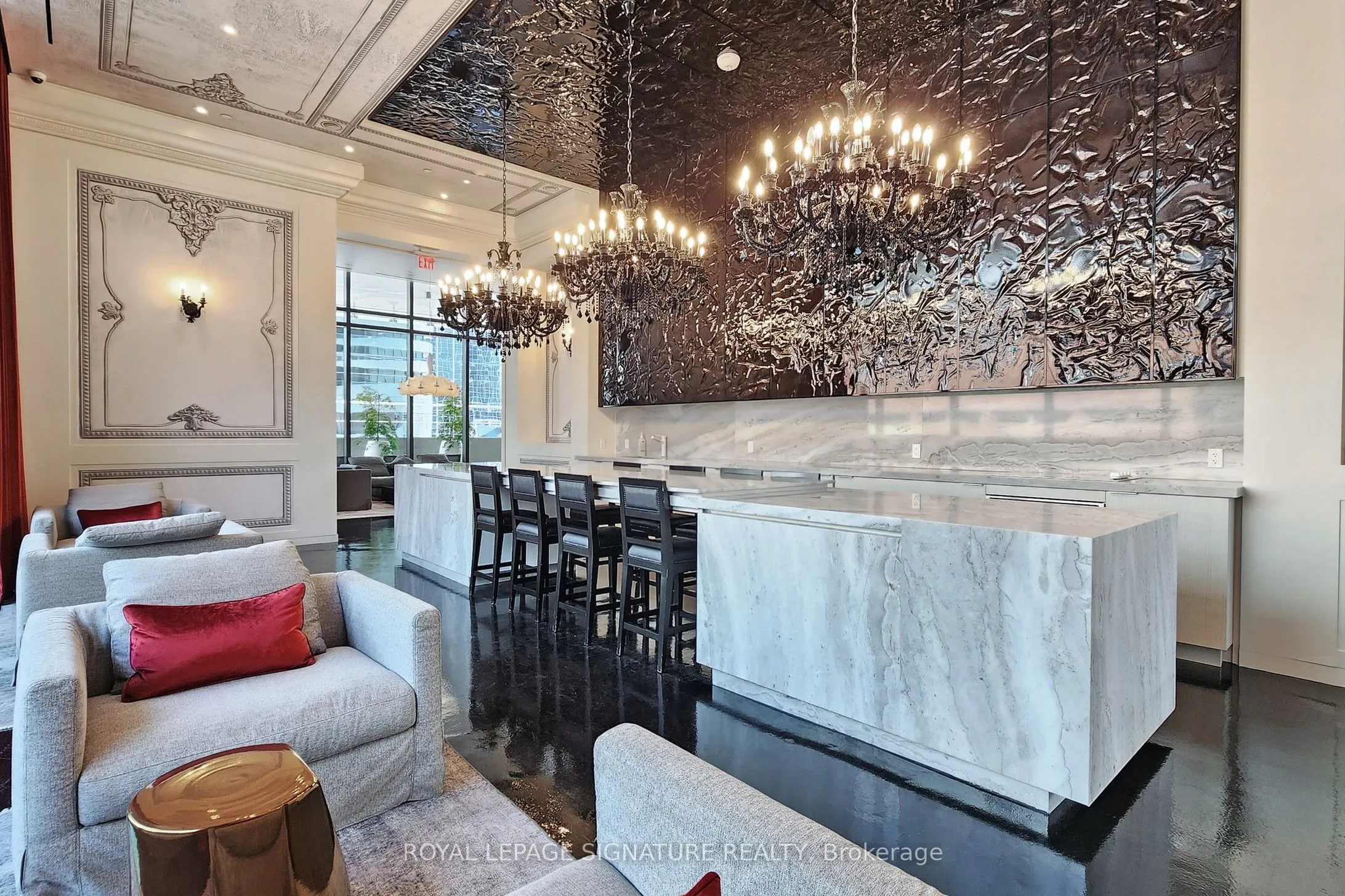 197 Yonge Street, #5811