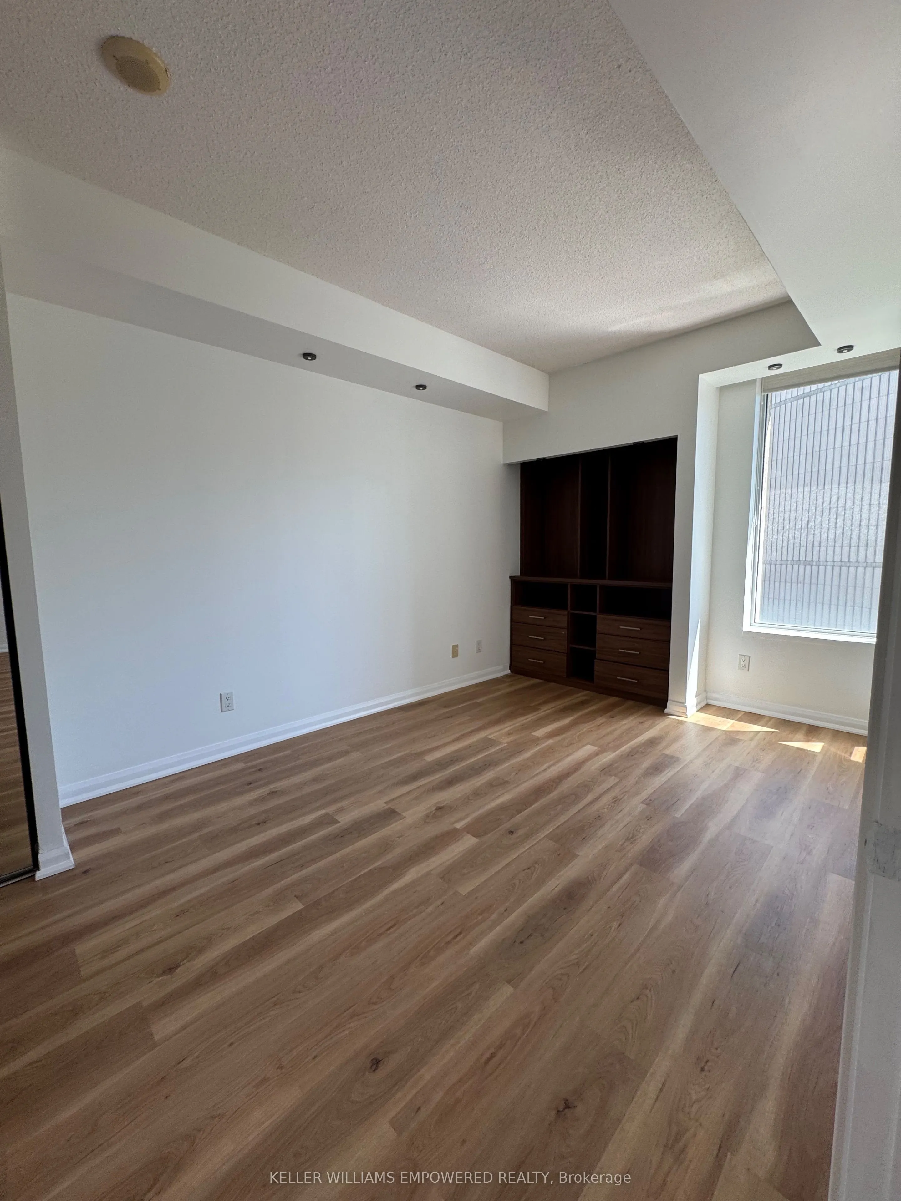 111 Elizabeth Street, #1708