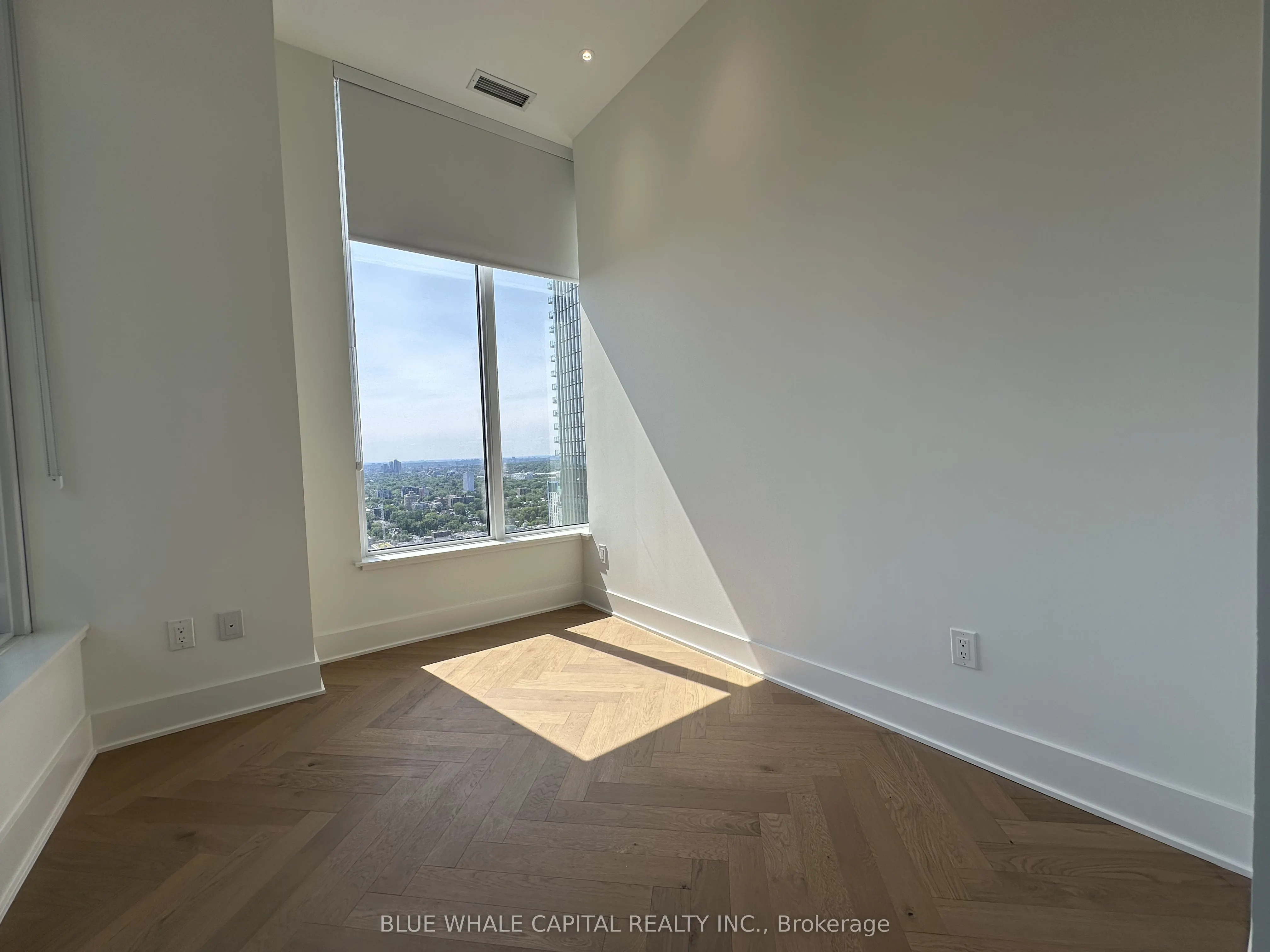 11 Yorkville Avenue, #3008