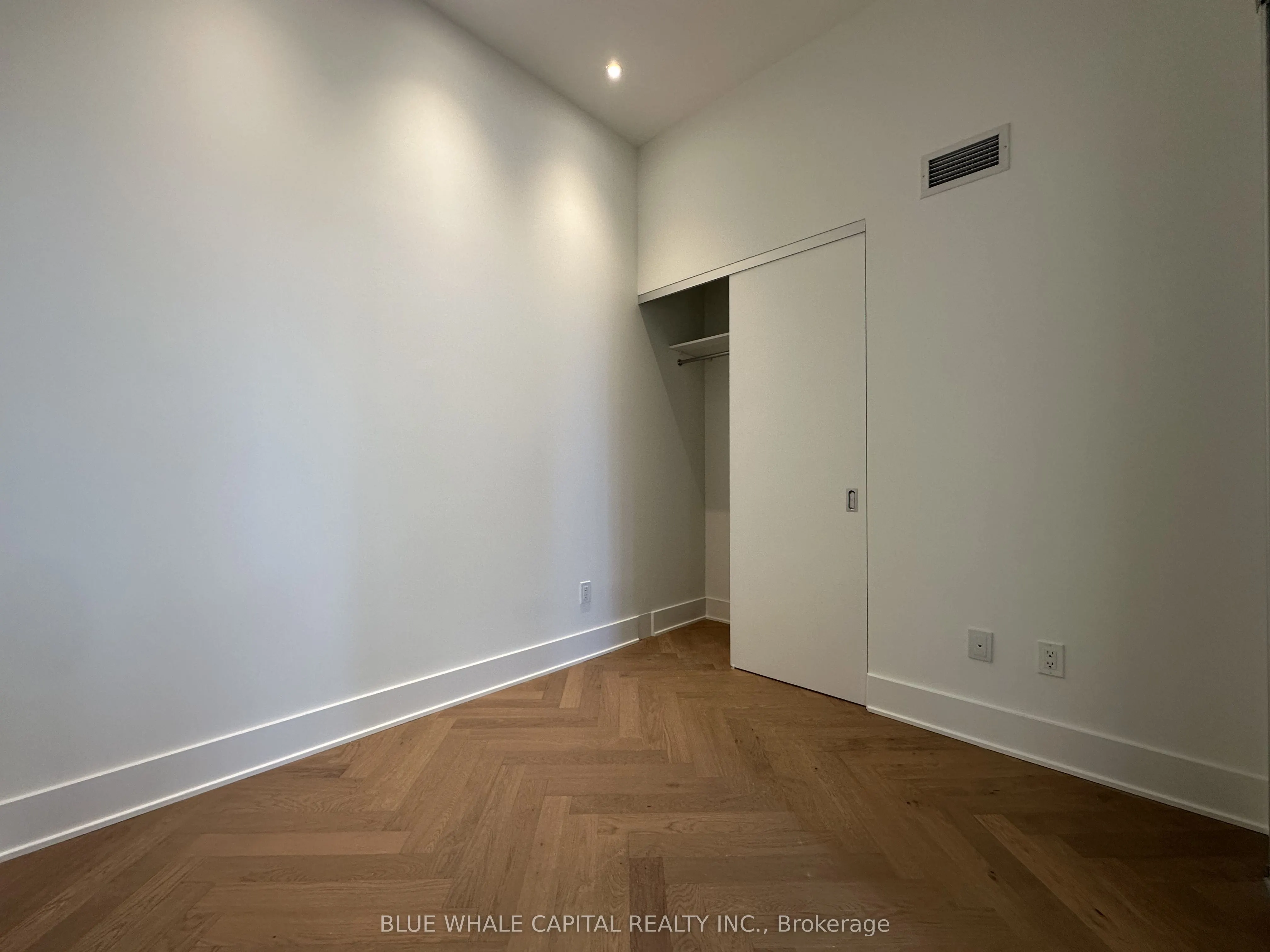 11 Yorkville Avenue, #3008