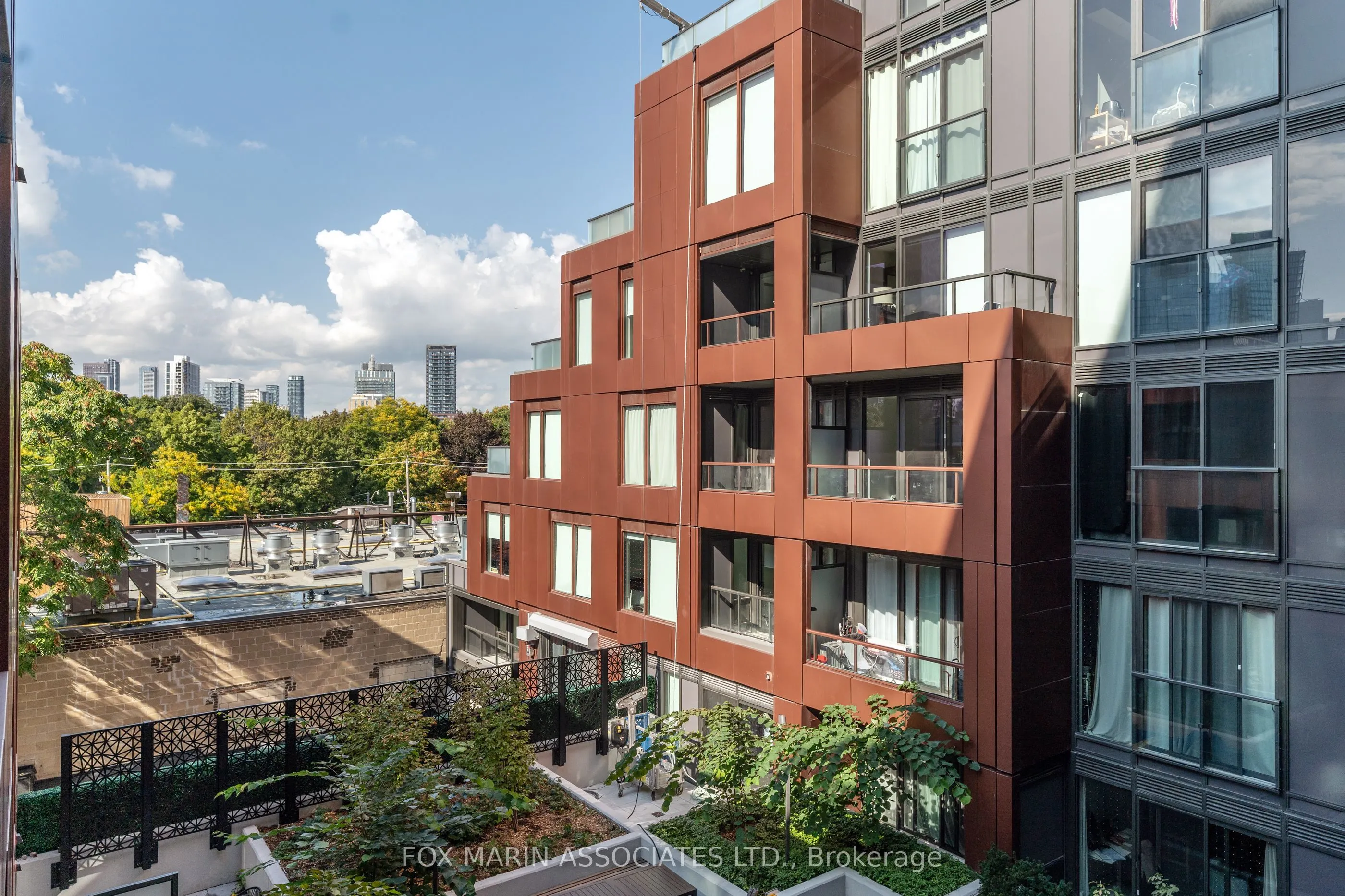 28 Eastern Avenue, #437