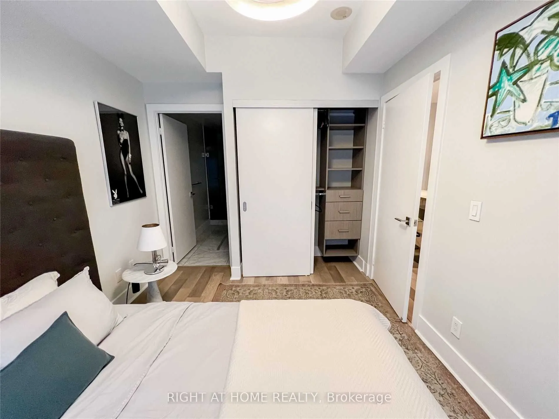 32 Davenport Road, #1106