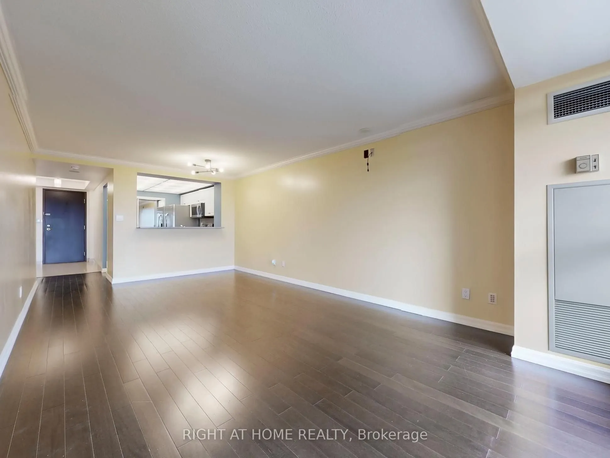 28 HOLLYWOOD Avenue, #1205