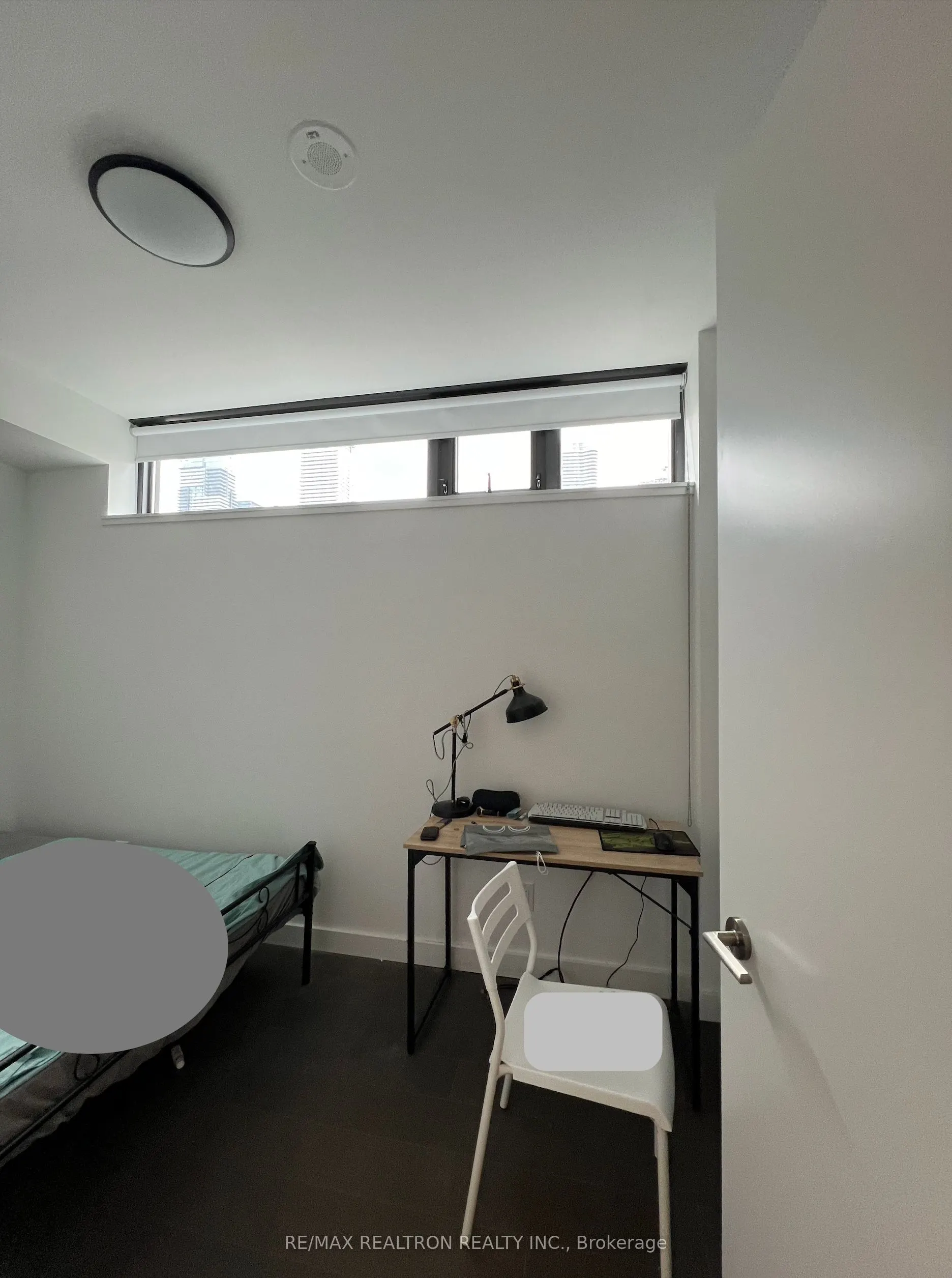 81 Wellesley Street E, #405