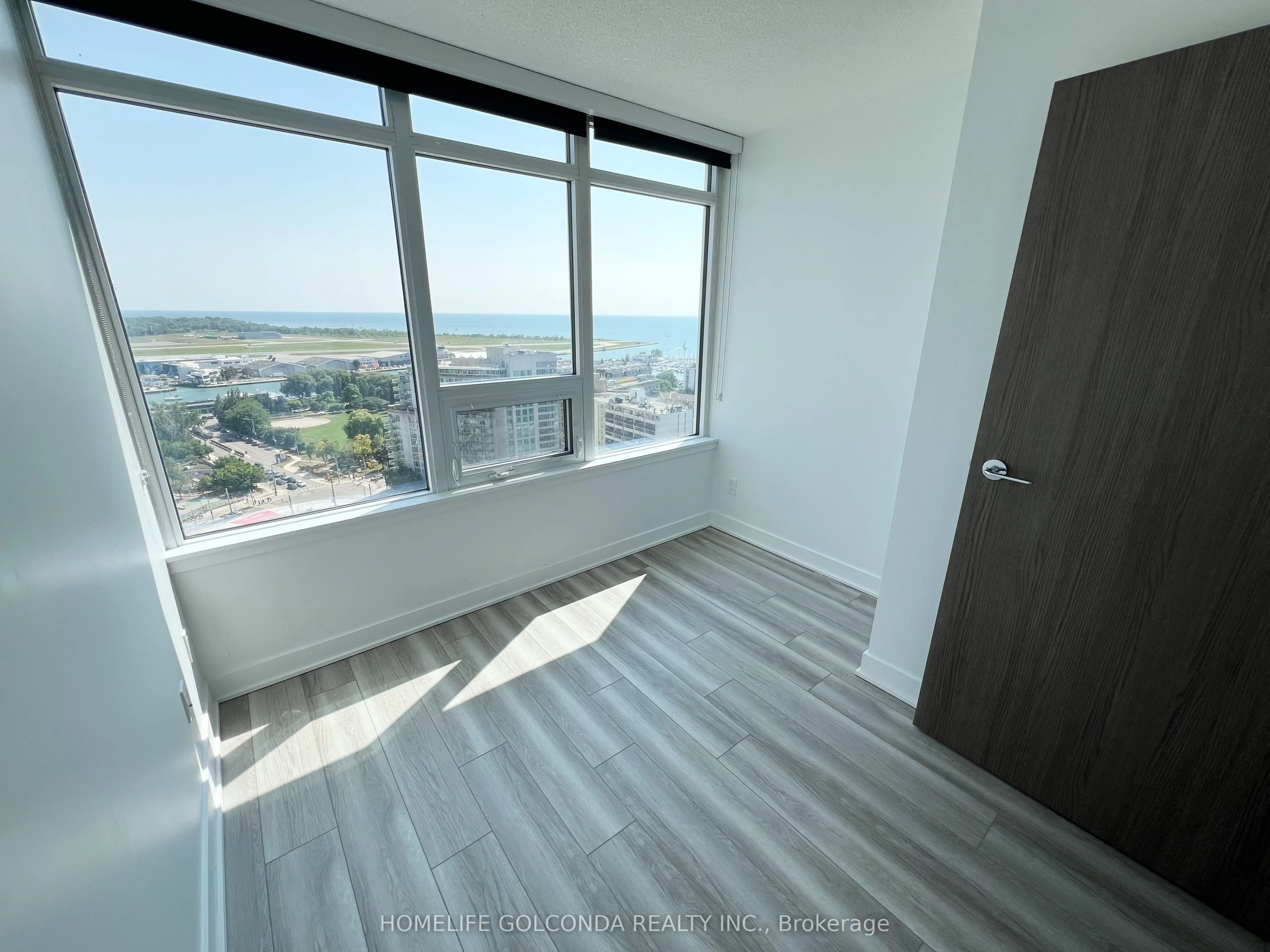 17 Bathurst Street, #2515