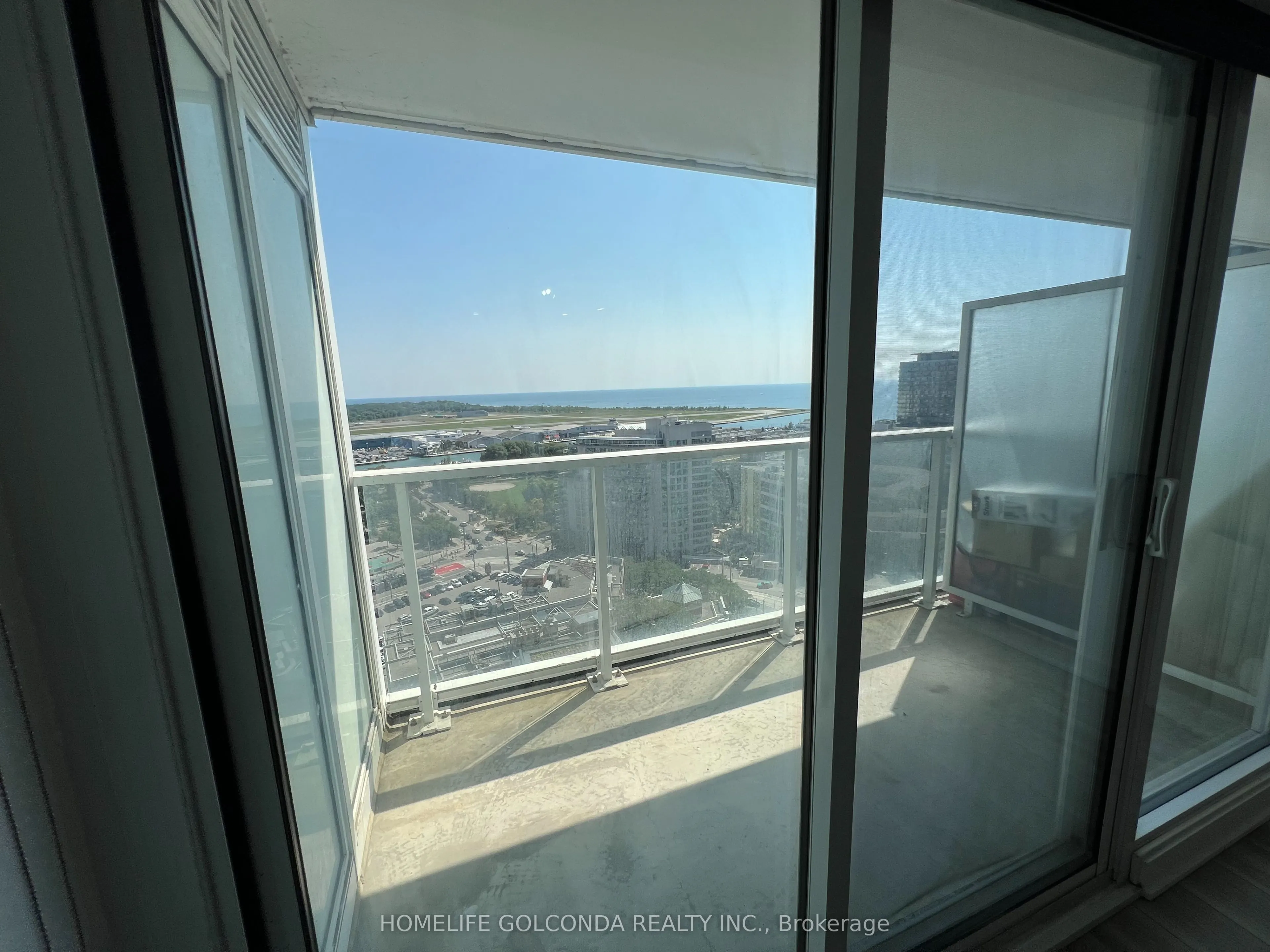17 Bathurst Street, #2515
